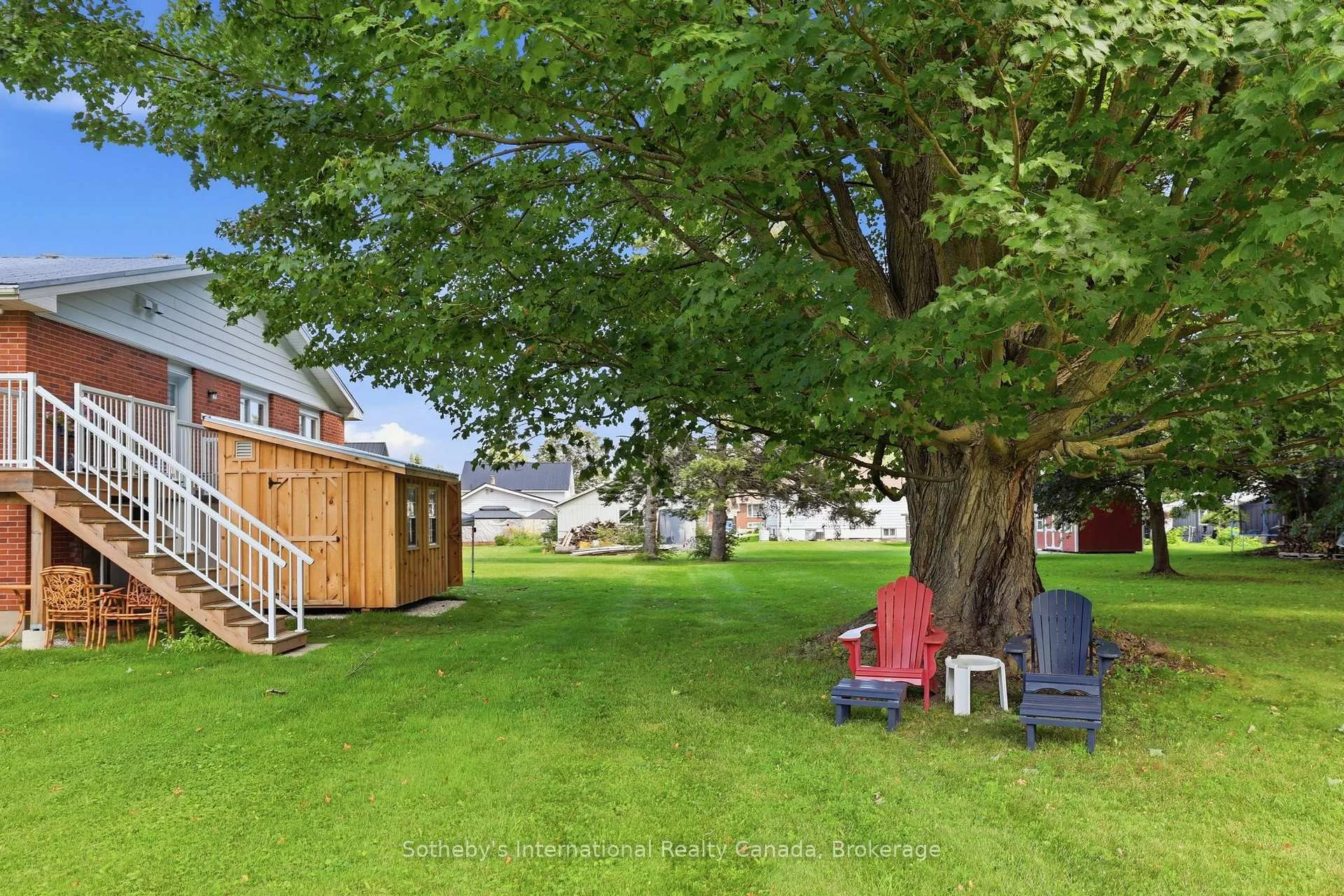 Photo 22 of Unit A, 22 Melville Street, Clearview, Nottawa — HOMEH
