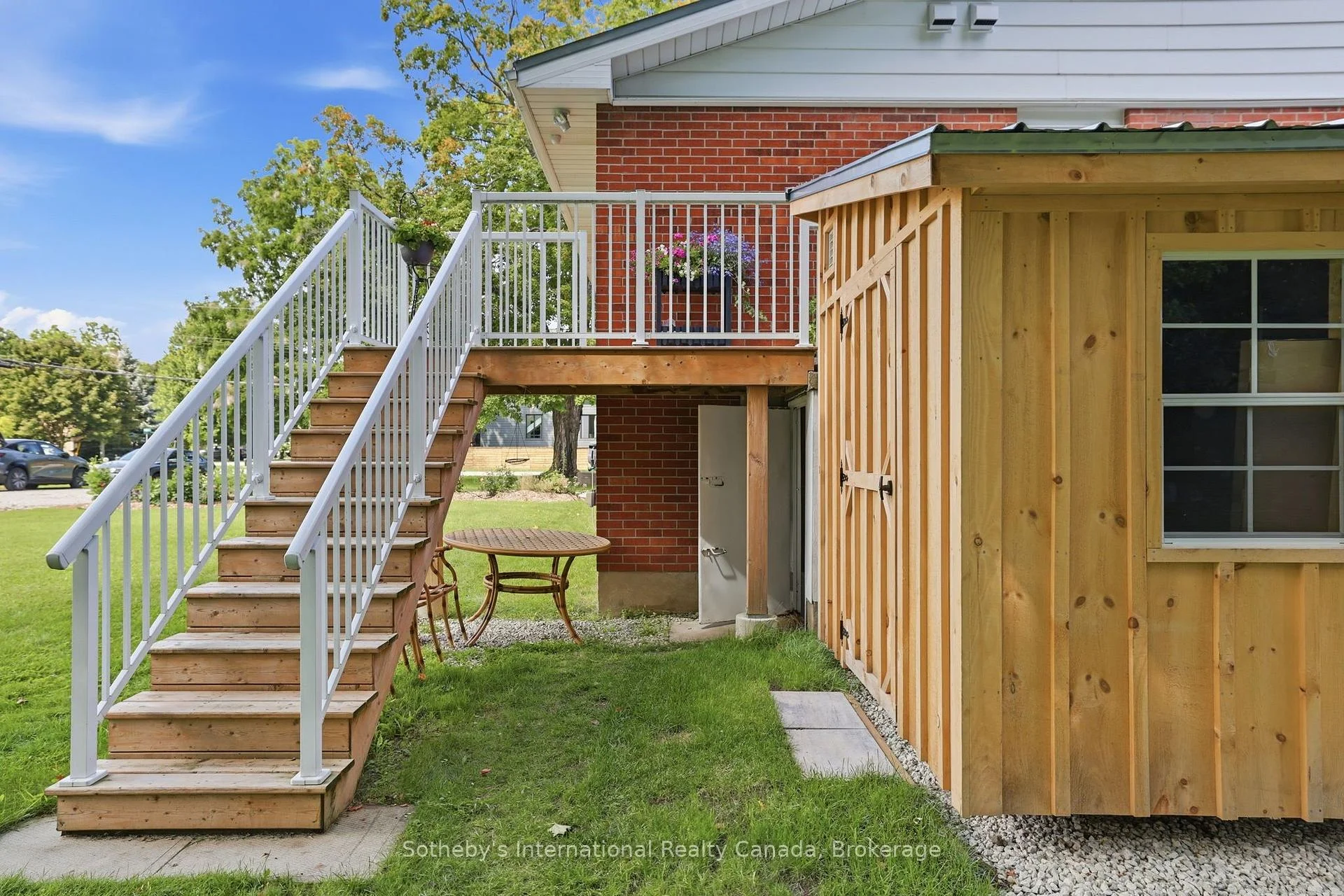 Photo 25 of Unit A, 22 Melville Street, Clearview, Nottawa — HOMEH