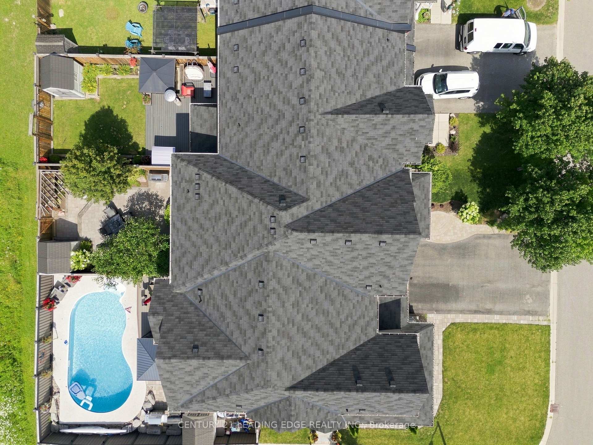 Photo 45 of 70 Ross Wright Avenue, Clarington, Bowmanville — HOMEH