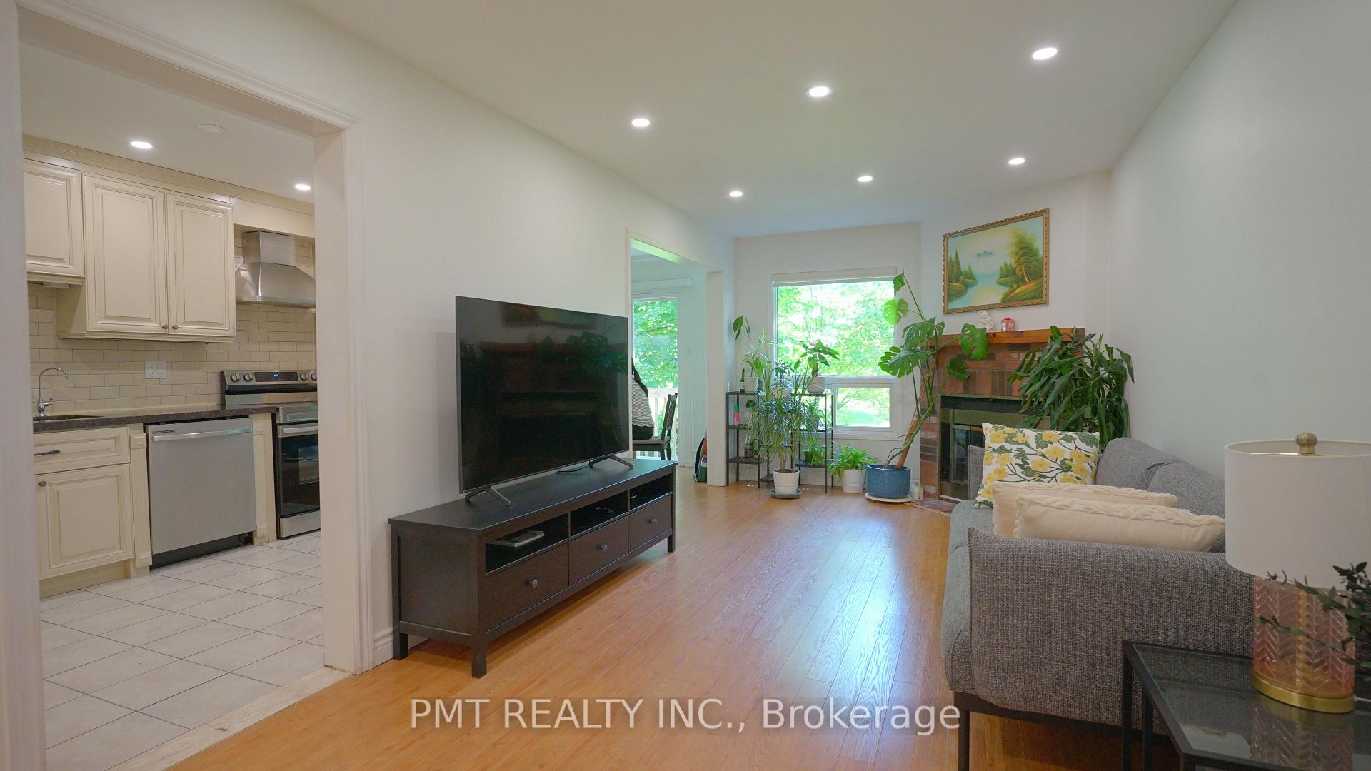 Photo 11 of Unit 33, 4605 Donegal Drive, Mississauga, Central Erin Mills — HOMEH