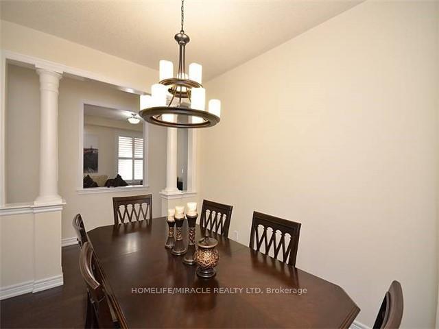 Photo 9 of 19 Lisson Crescent, Brampton, Credit Valley — HOMEH