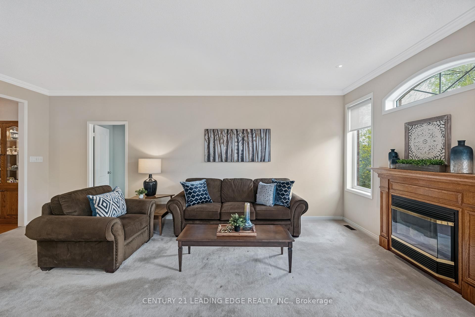 Photo 9 of 50 Button Crescent, Uxbridge — HOMEH