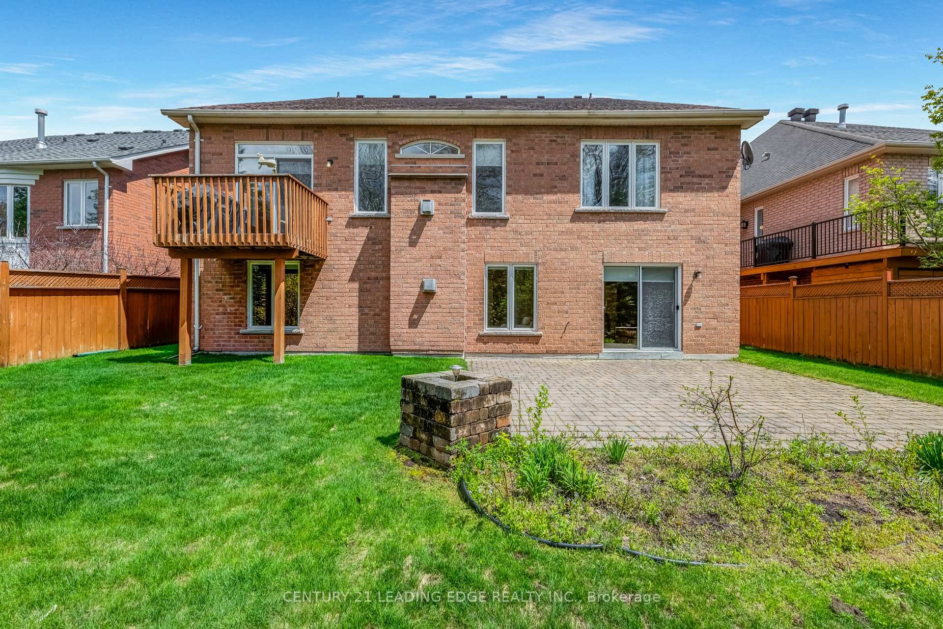 Photo 21 of 50 Button Crescent, Uxbridge — HOMEH