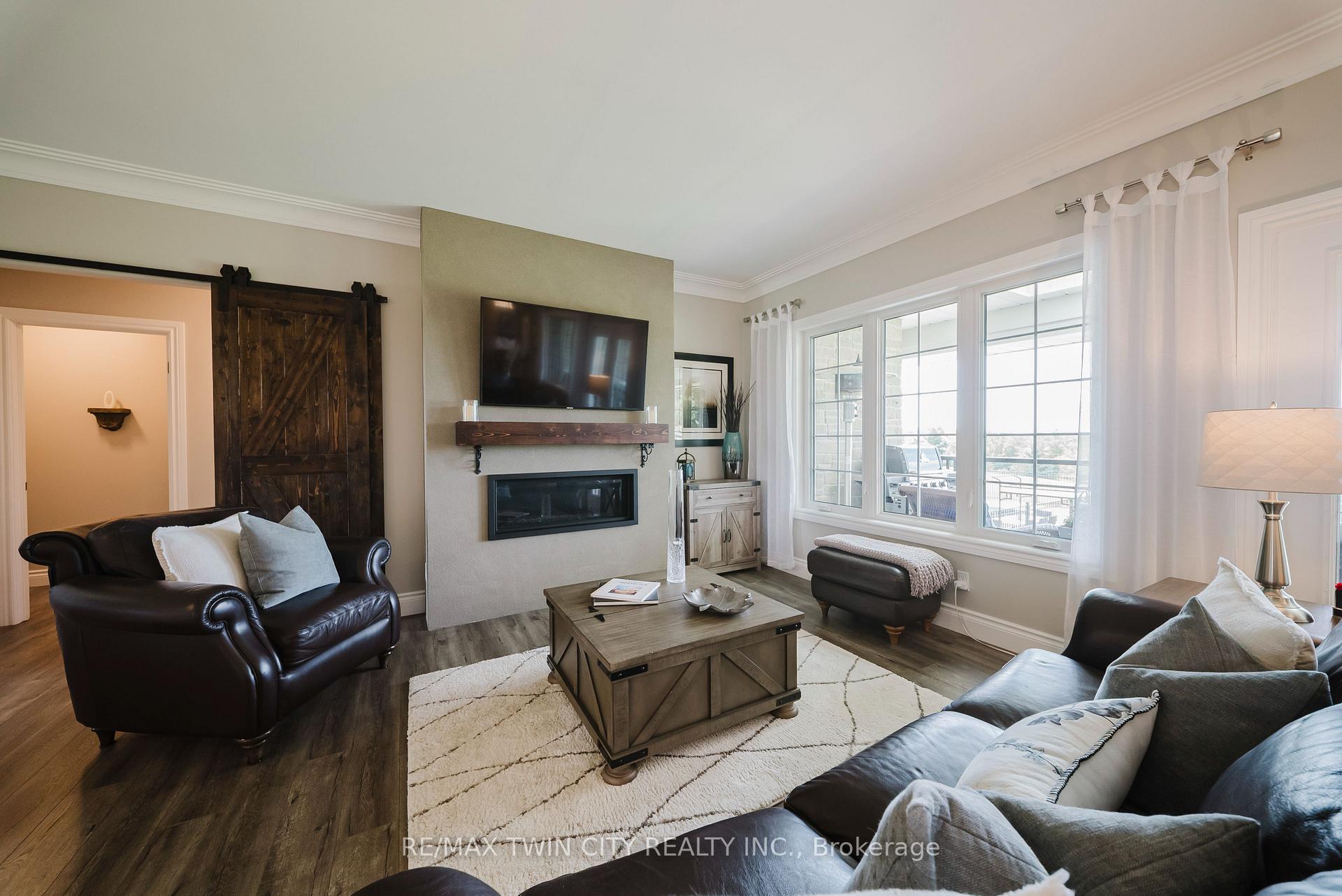 Photo 17 of 7118 Wellington Rd 11, Mapleton, Rural Mapleton — HOMEH