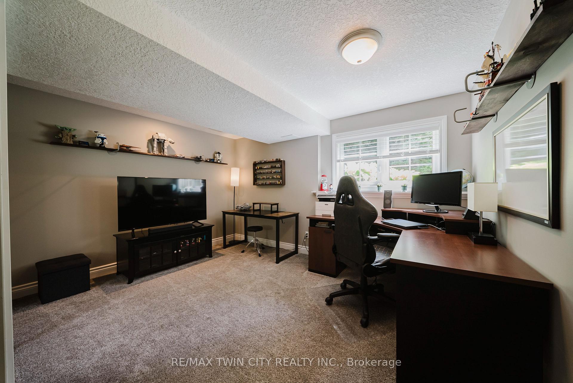 Photo 37 of 7118 Wellington Rd 11, Mapleton, Rural Mapleton — HOMEH