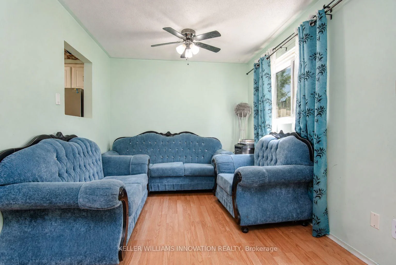 Photo 8 of Unit C, 304 Bluevale Street, Waterloo, Lincoln Heights — HOMEH