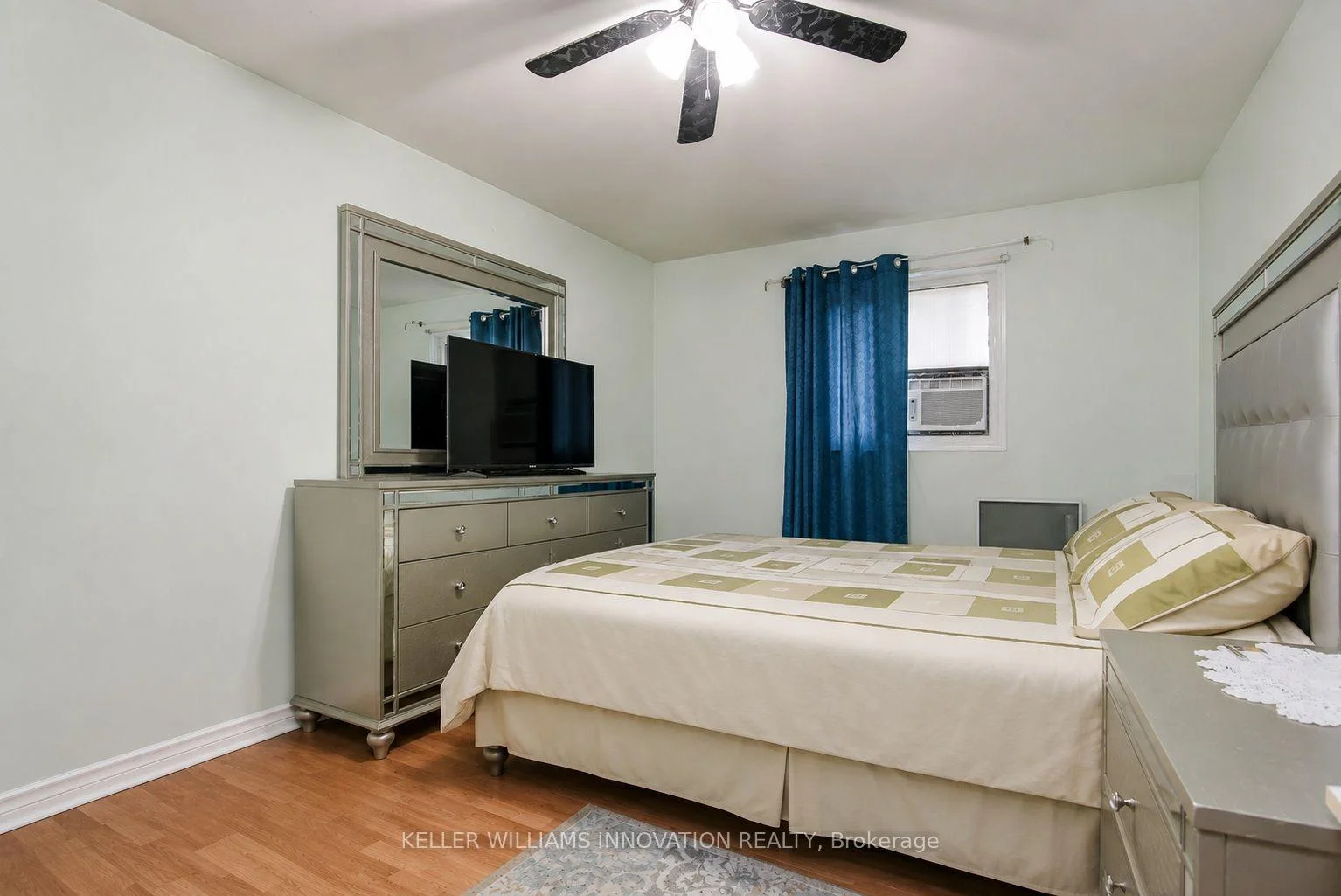 Photo 10 of Unit C, 304 Bluevale Street, Waterloo, Lincoln Heights — HOMEH