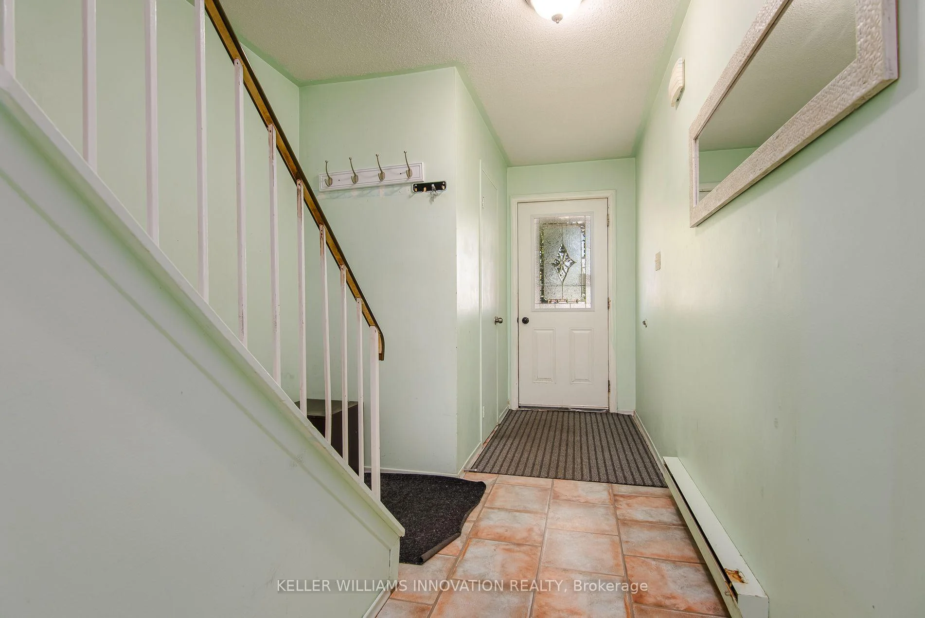 Photo 15 of Unit C, 304 Bluevale Street, Waterloo, Lincoln Heights — HOMEH