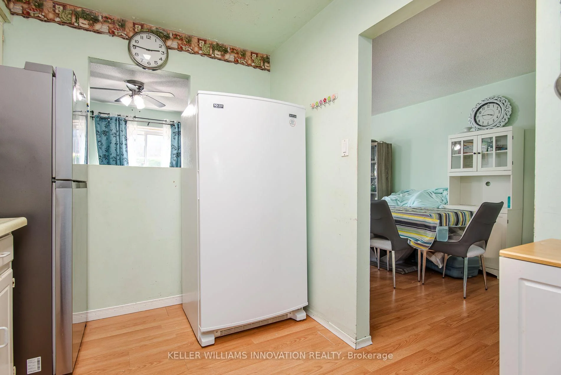 Photo 26 of Unit C, 304 Bluevale Street, Waterloo, Lincoln Heights — HOMEH