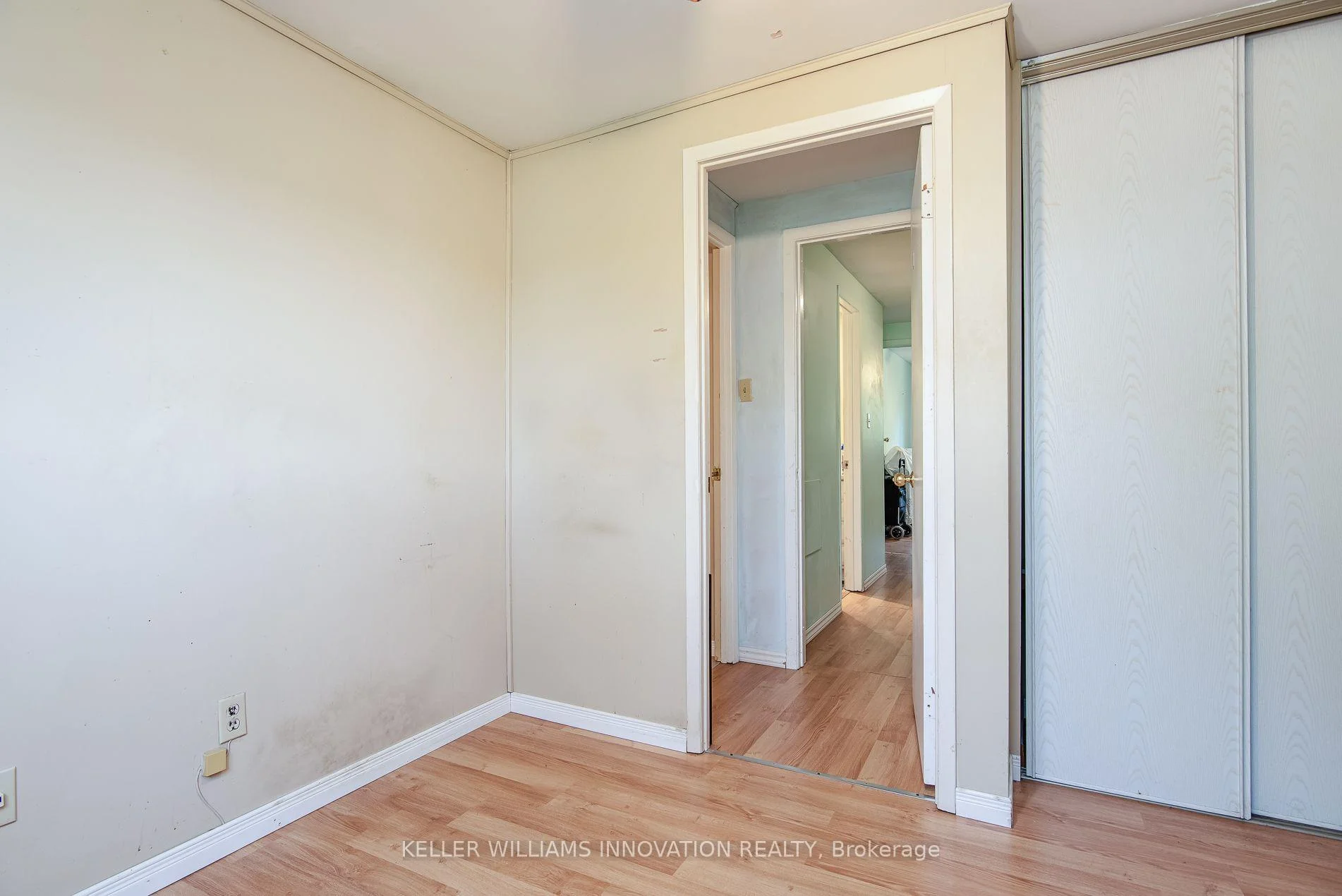 Photo 27 of Unit C, 304 Bluevale Street, Waterloo, Lincoln Heights — HOMEH