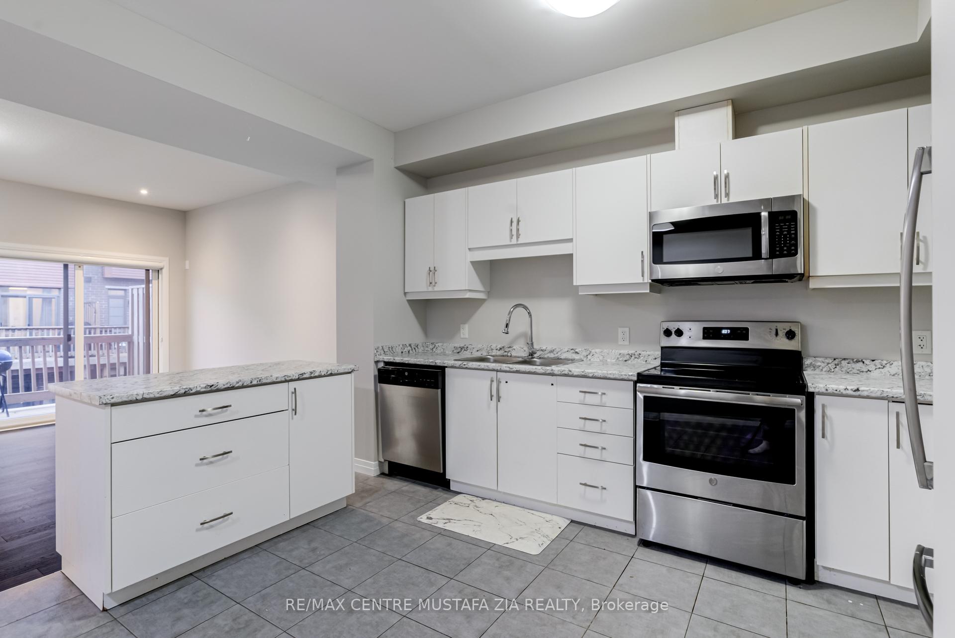 Photo 10 of 74 Soho Street, Hamilton, Stoney Creek Mountain — HOMEH