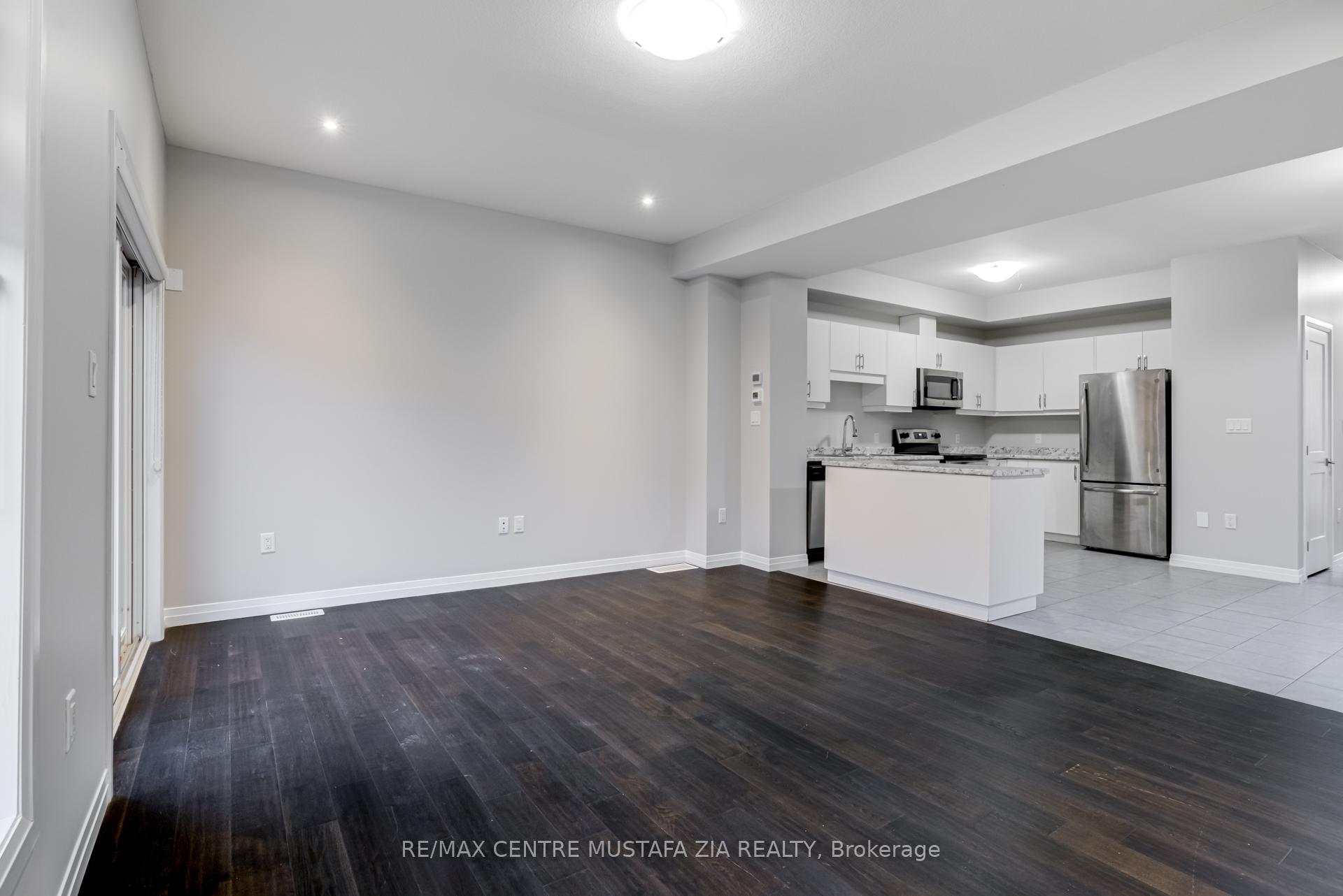 Photo 11 of 74 Soho Street, Hamilton, Stoney Creek Mountain — HOMEH