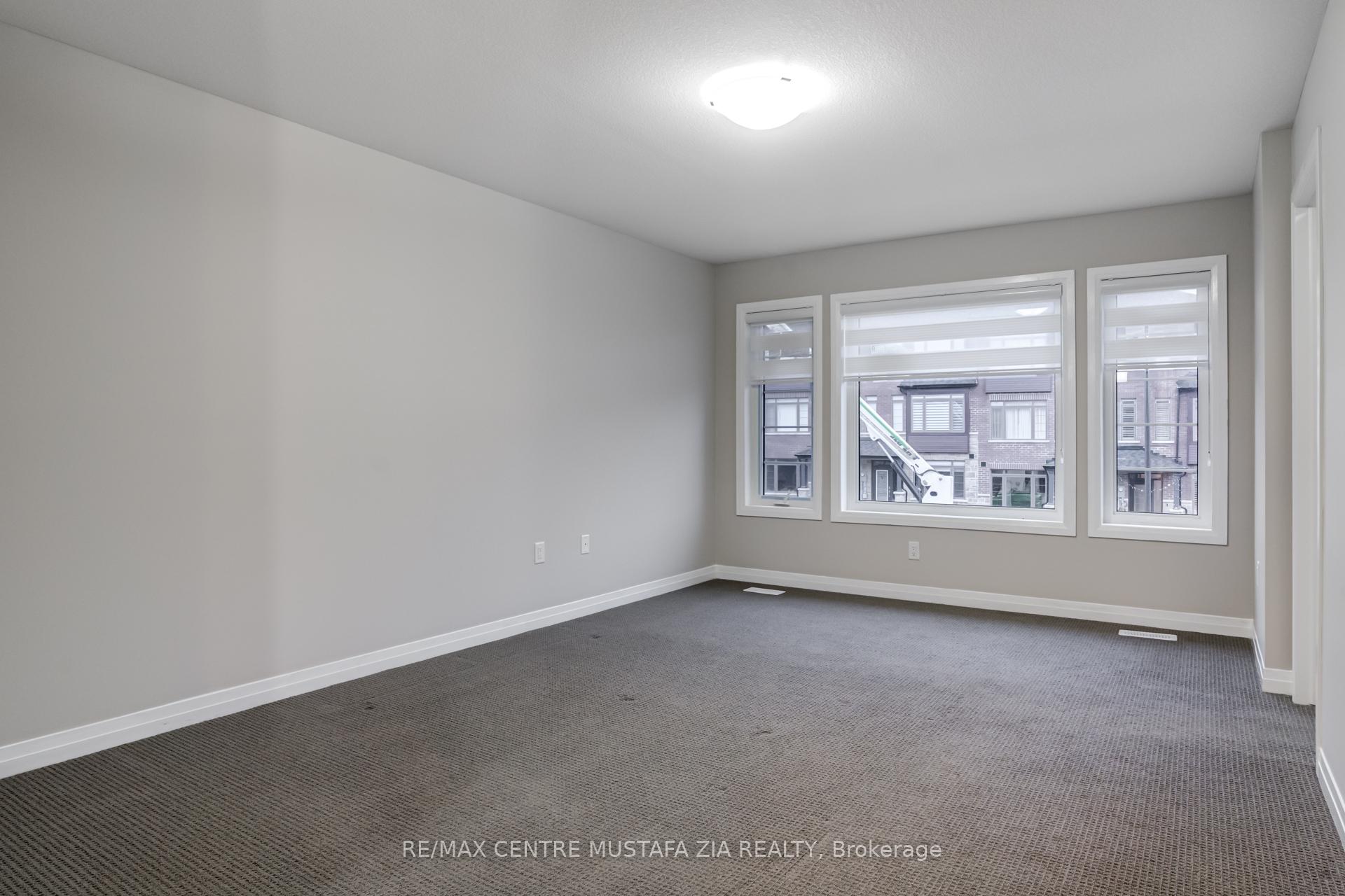 Photo 19 of 74 Soho Street, Hamilton, Stoney Creek Mountain — HOMEH