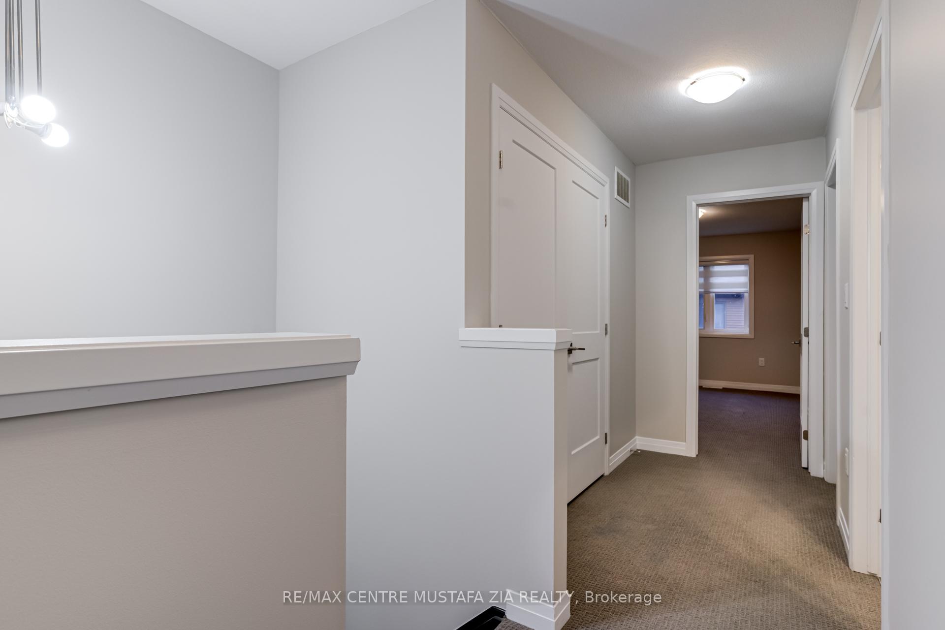 Photo 24 of 74 Soho Street, Hamilton, Stoney Creek Mountain — HOMEH