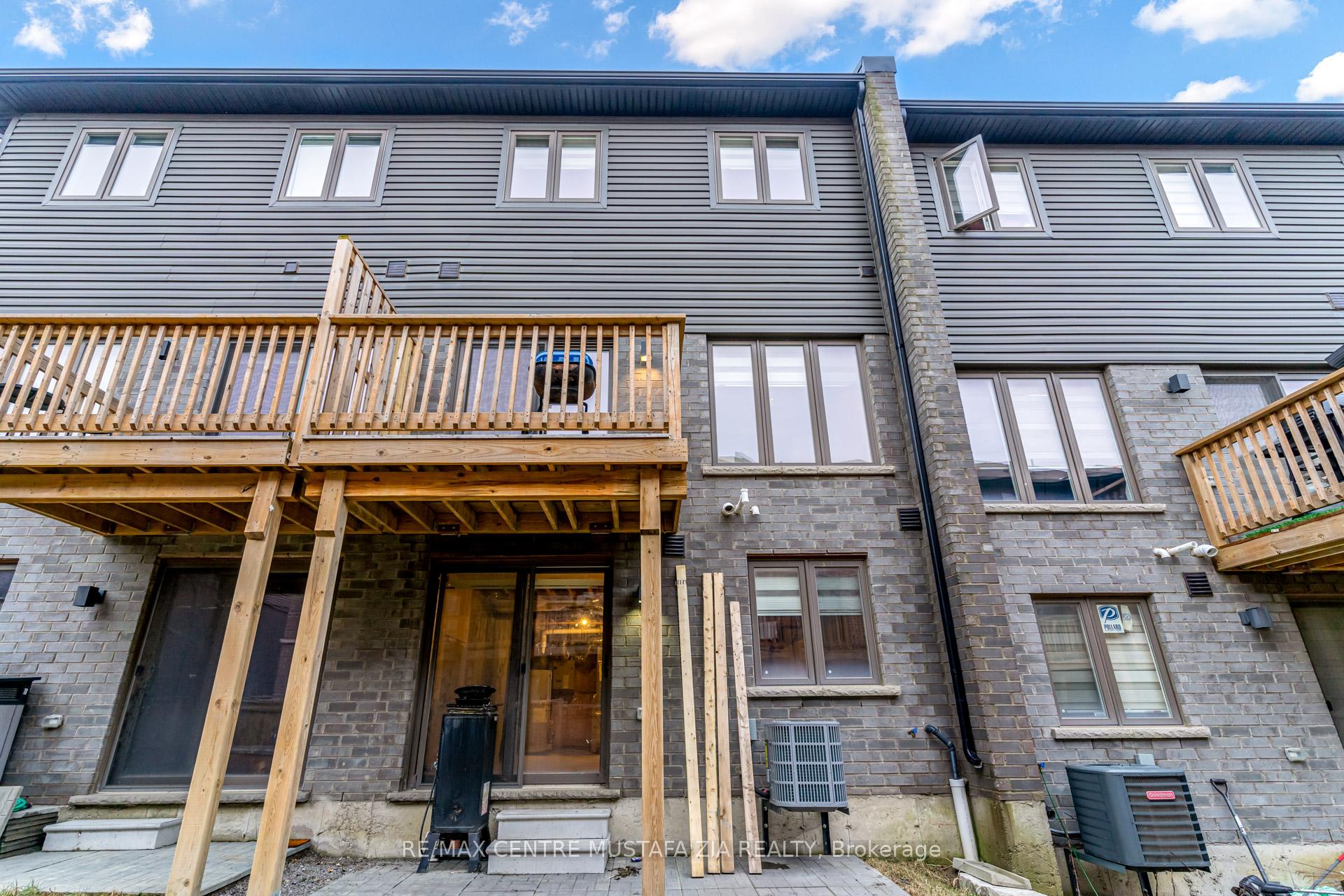 Photo 35 of 74 Soho Street, Hamilton, Stoney Creek Mountain — HOMEH