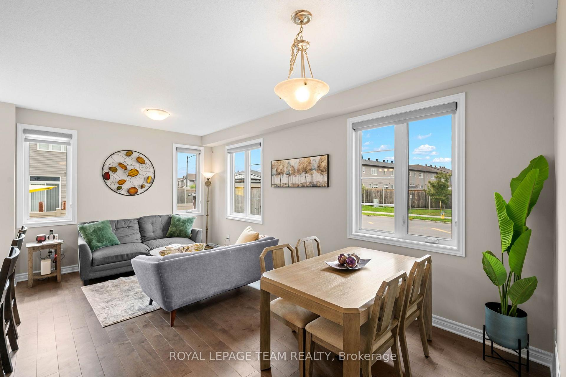 Photo 5 of 661 Jerome Jodoin Drive, Ottawa, Avalon West — HOMEH