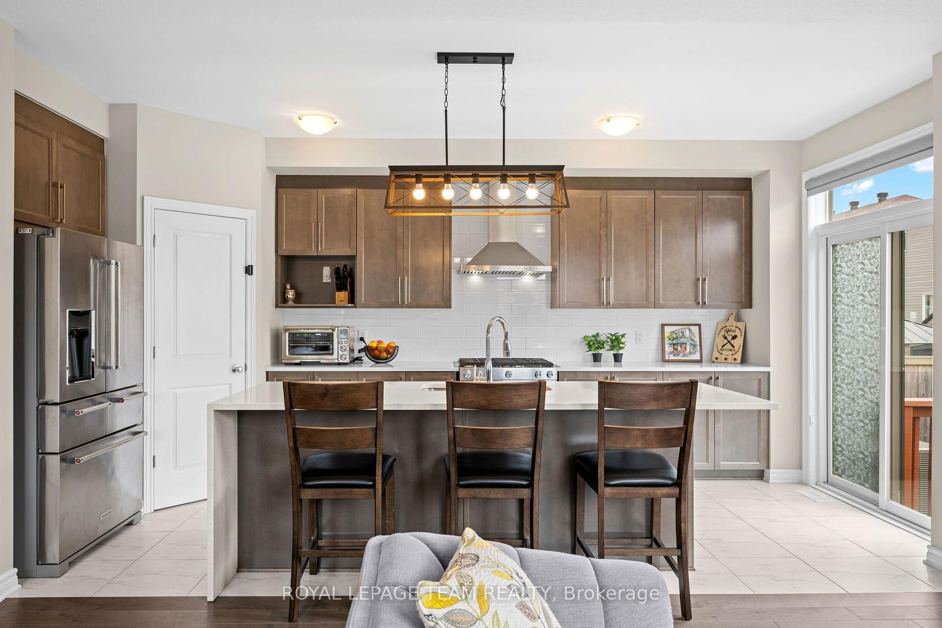 Photo 8 of 661 Jerome Jodoin Drive, Ottawa, Avalon West — HOMEH