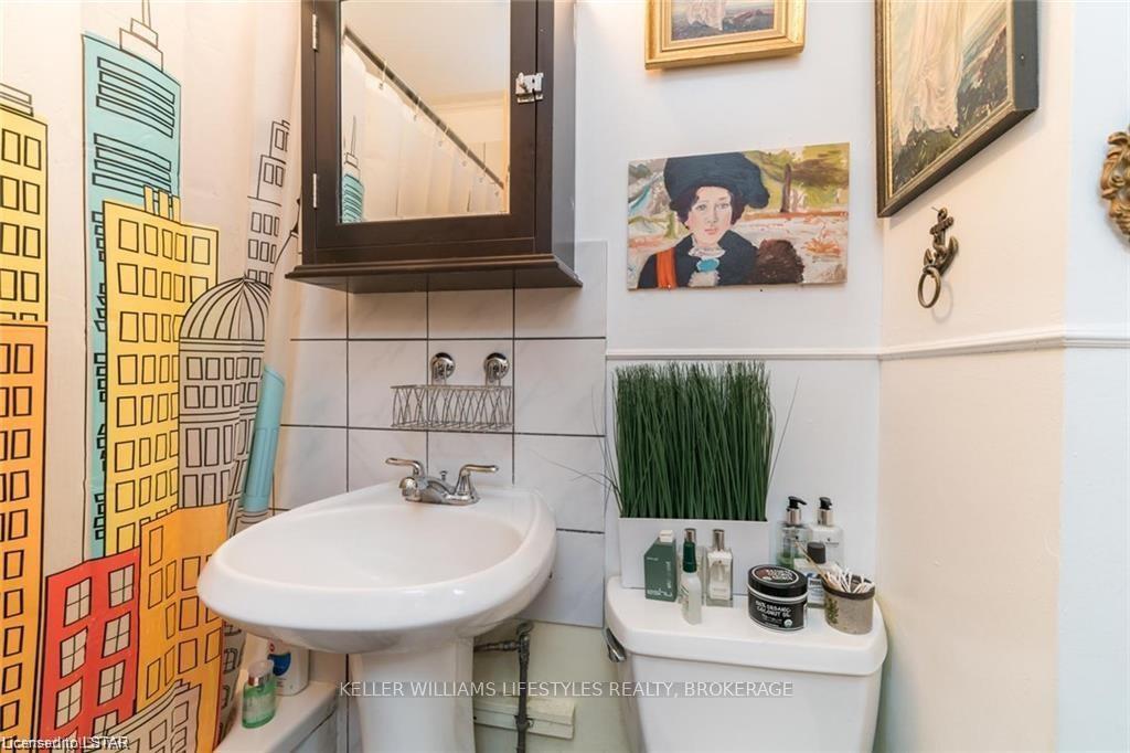 Photo 5 of 492 Emery Street E, London, South F — HOMEH