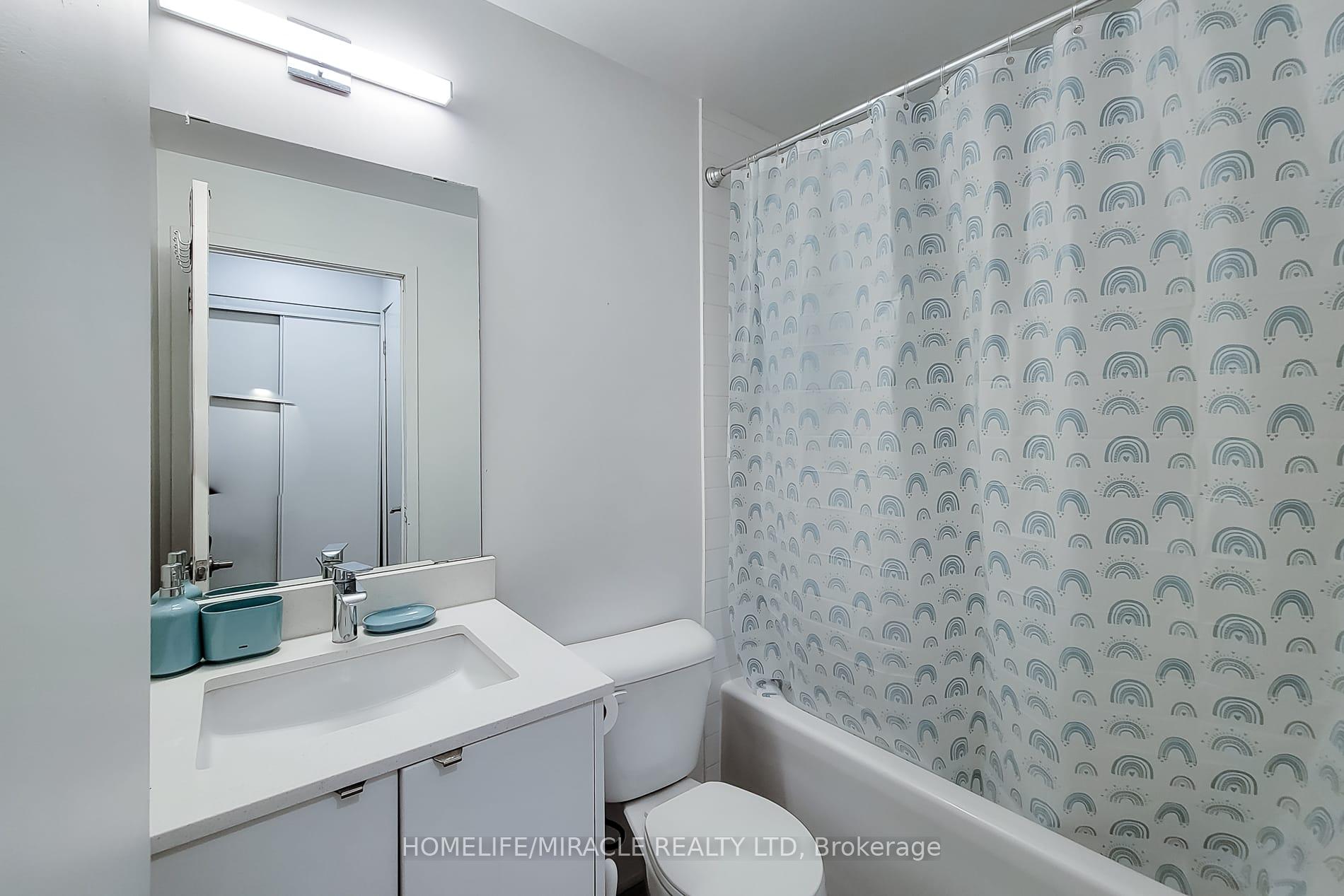 Photo 11 of 1127 Cooke Boulevard, Burlington, LaSalle — HOMEH