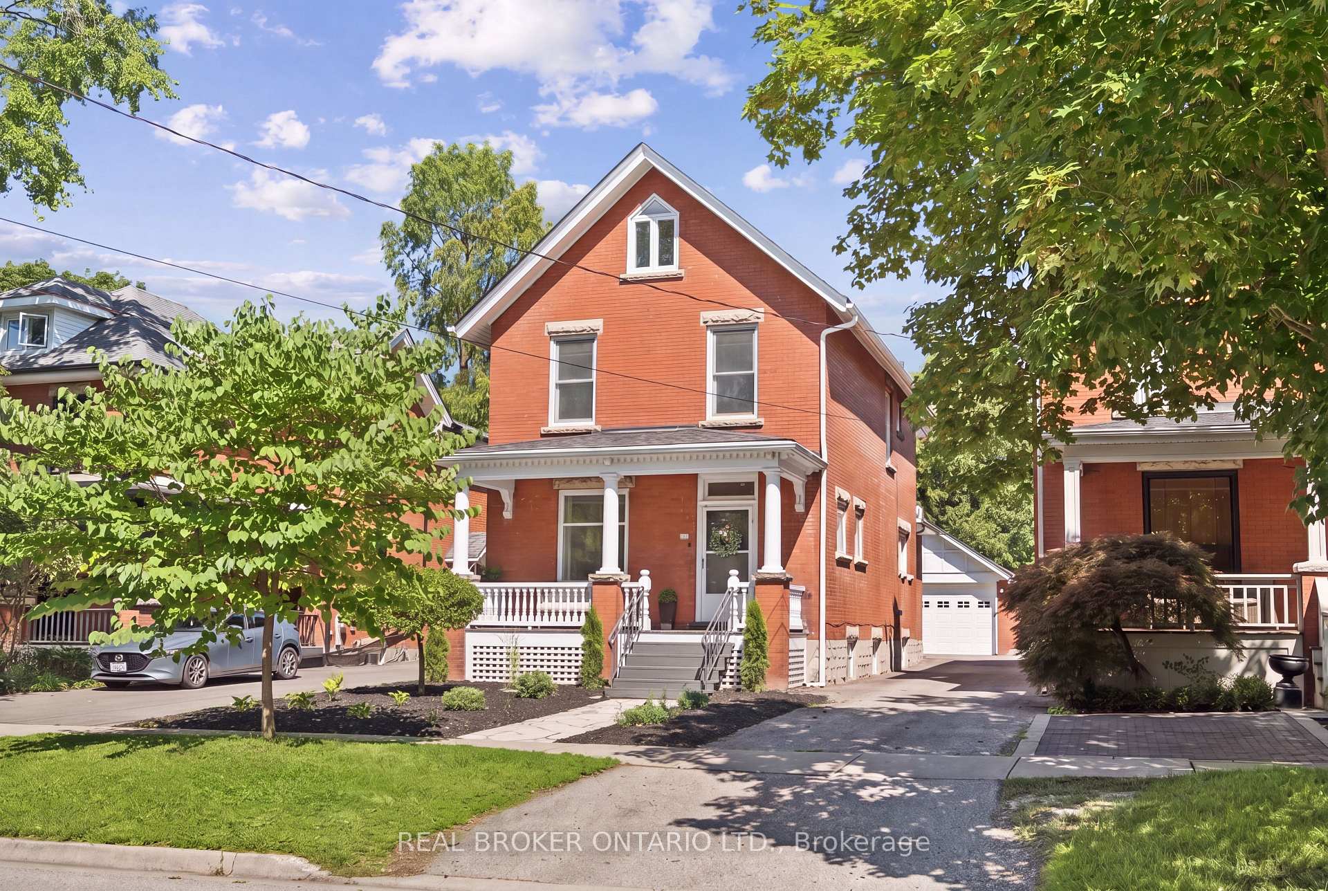 Photo 3 of 25 Suffolk Street W, Guelph, Downtown — HOMEH