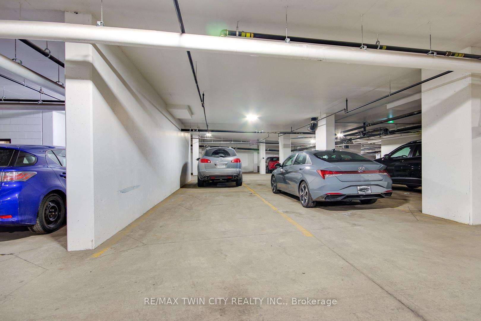 Photo 16 of 108 Garment Street, Kitchener, Cherry Hill — HOMEH