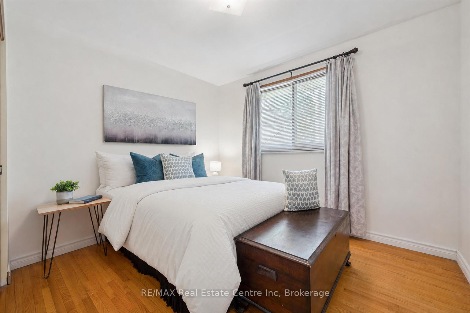 Photo 8 of 95 Mountford Drive, Guelph, Grange Road — HOMEH