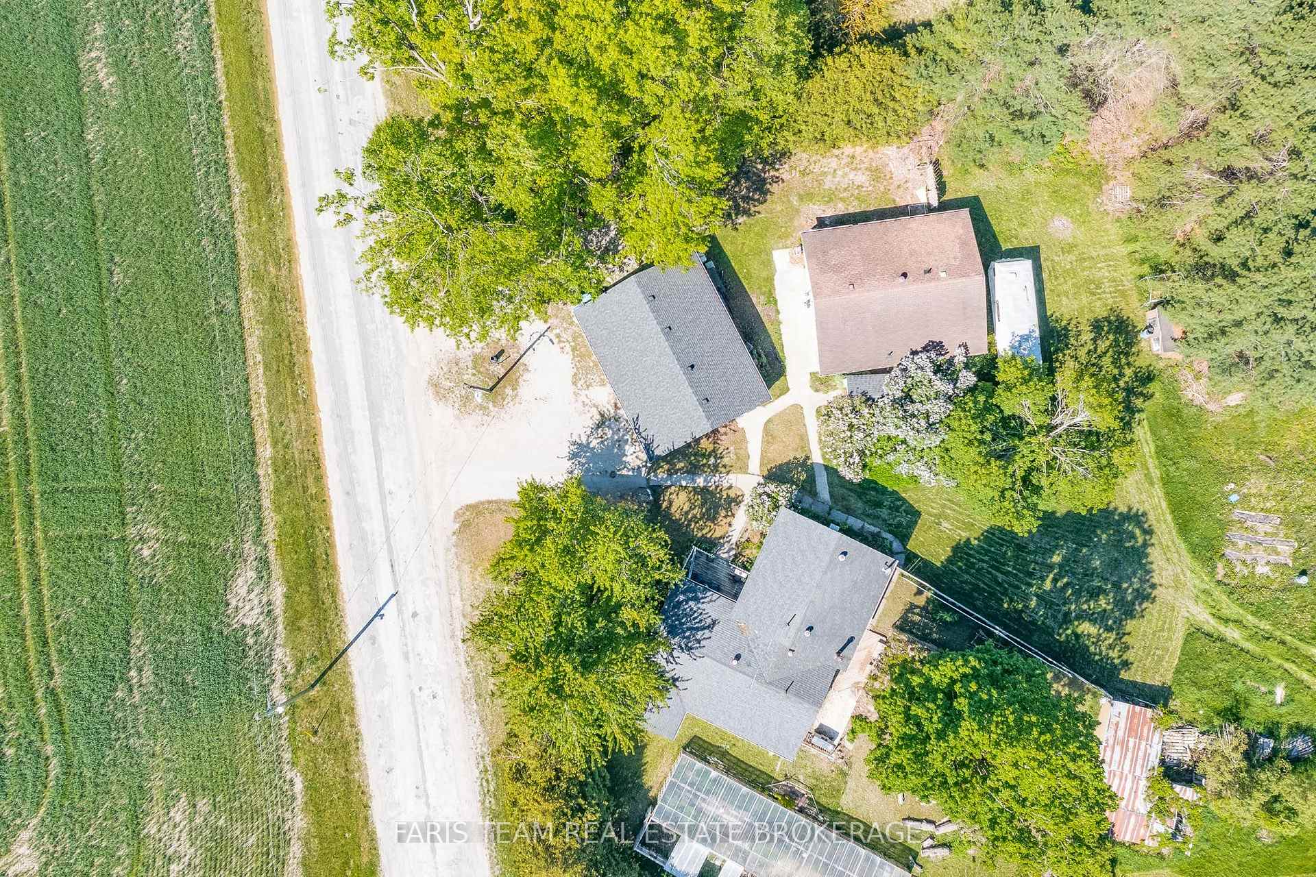 Photo 9 of 1008 Rainbow Valley Road W, Springwater, Rural Springwater — HOMEH