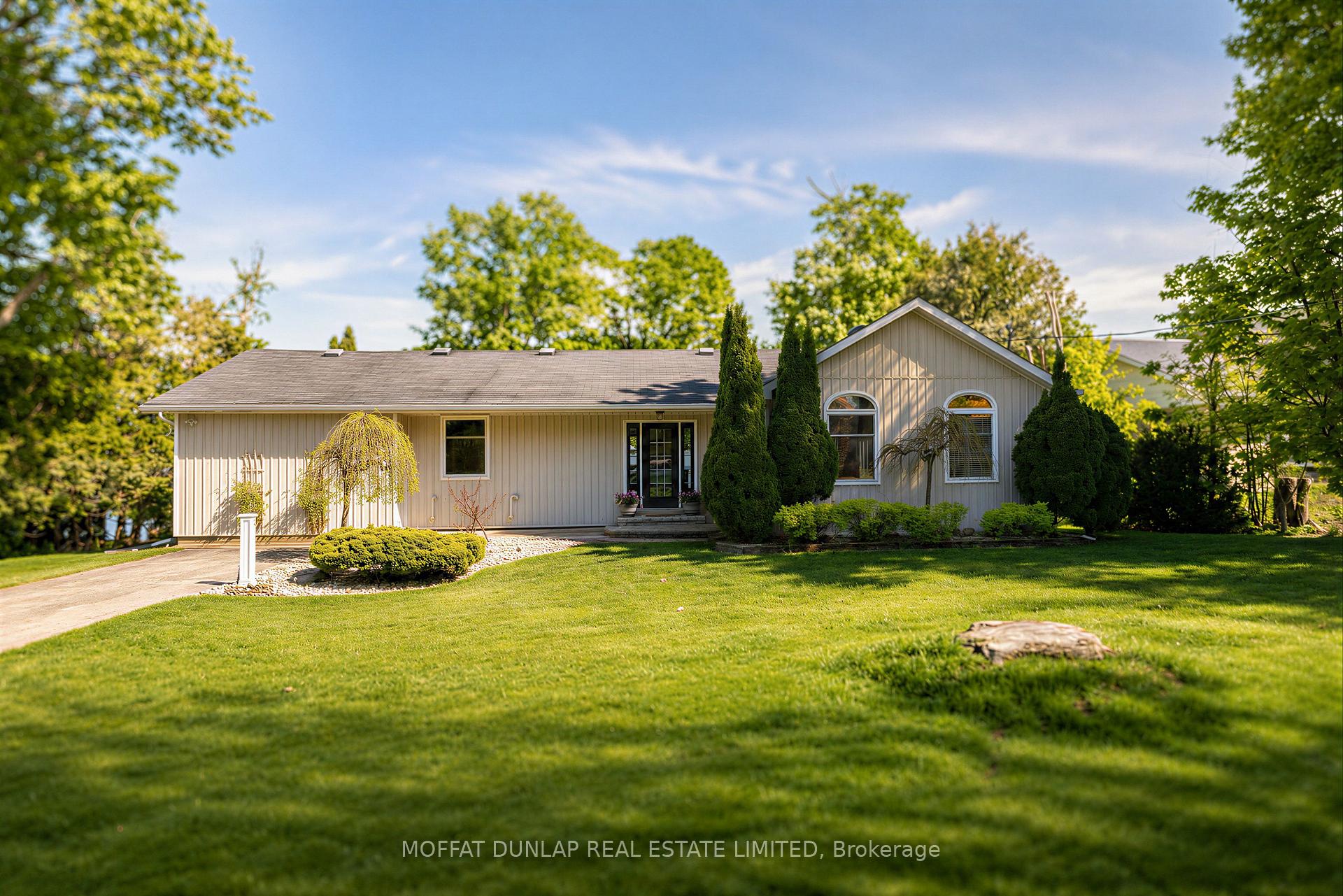Photo 2 of 25 Grandview Crescent, Oro-Medonte, Rural Oro-Medonte — HOMEH