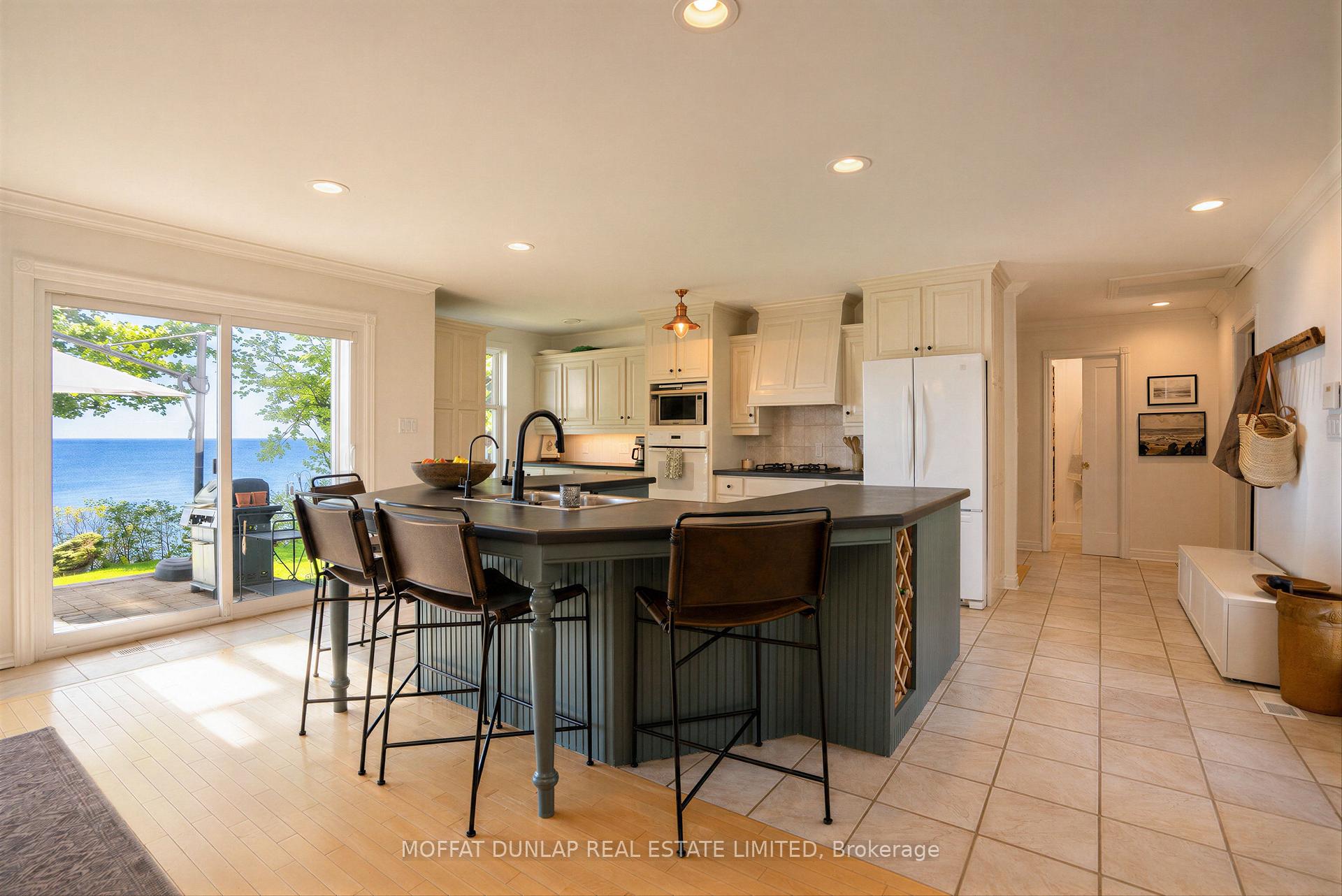 Photo 6 of 25 Grandview Crescent, Oro-Medonte, Rural Oro-Medonte — HOMEH