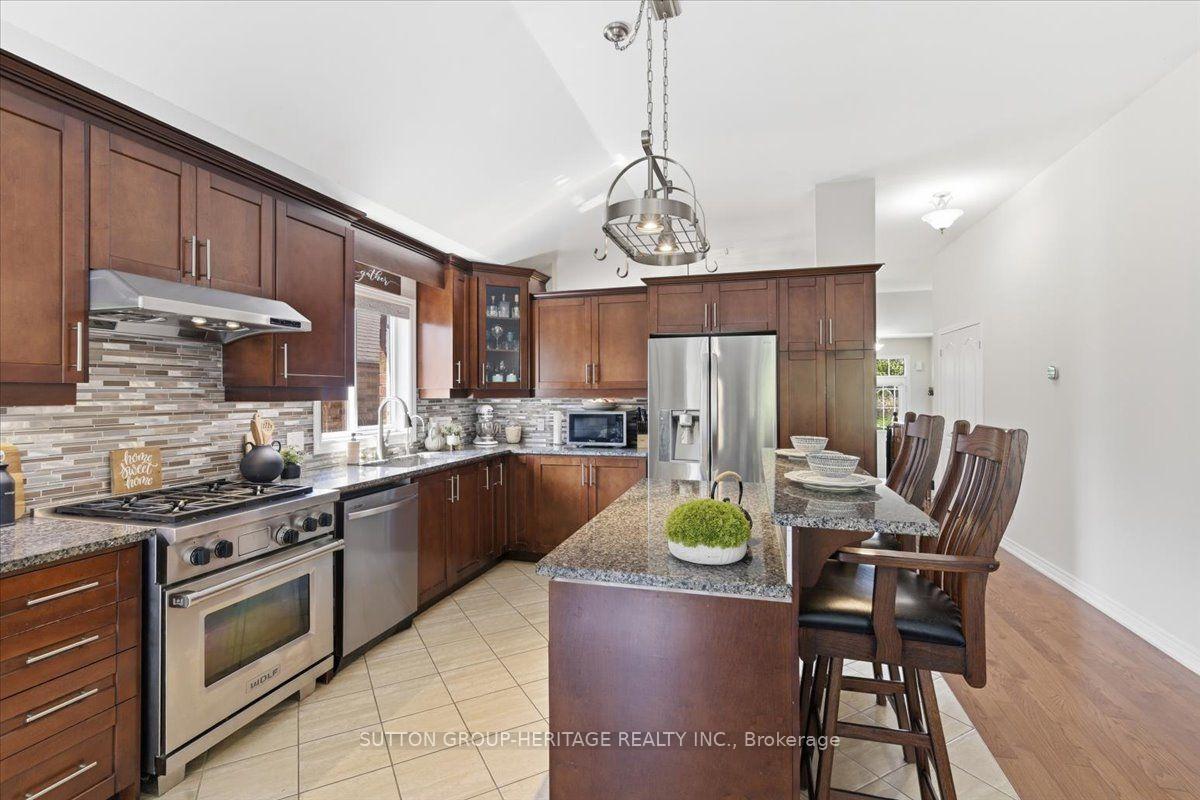 Photo 11 of 7 Holtom Street, Kawartha Lakes, Lindsay — HOMEH