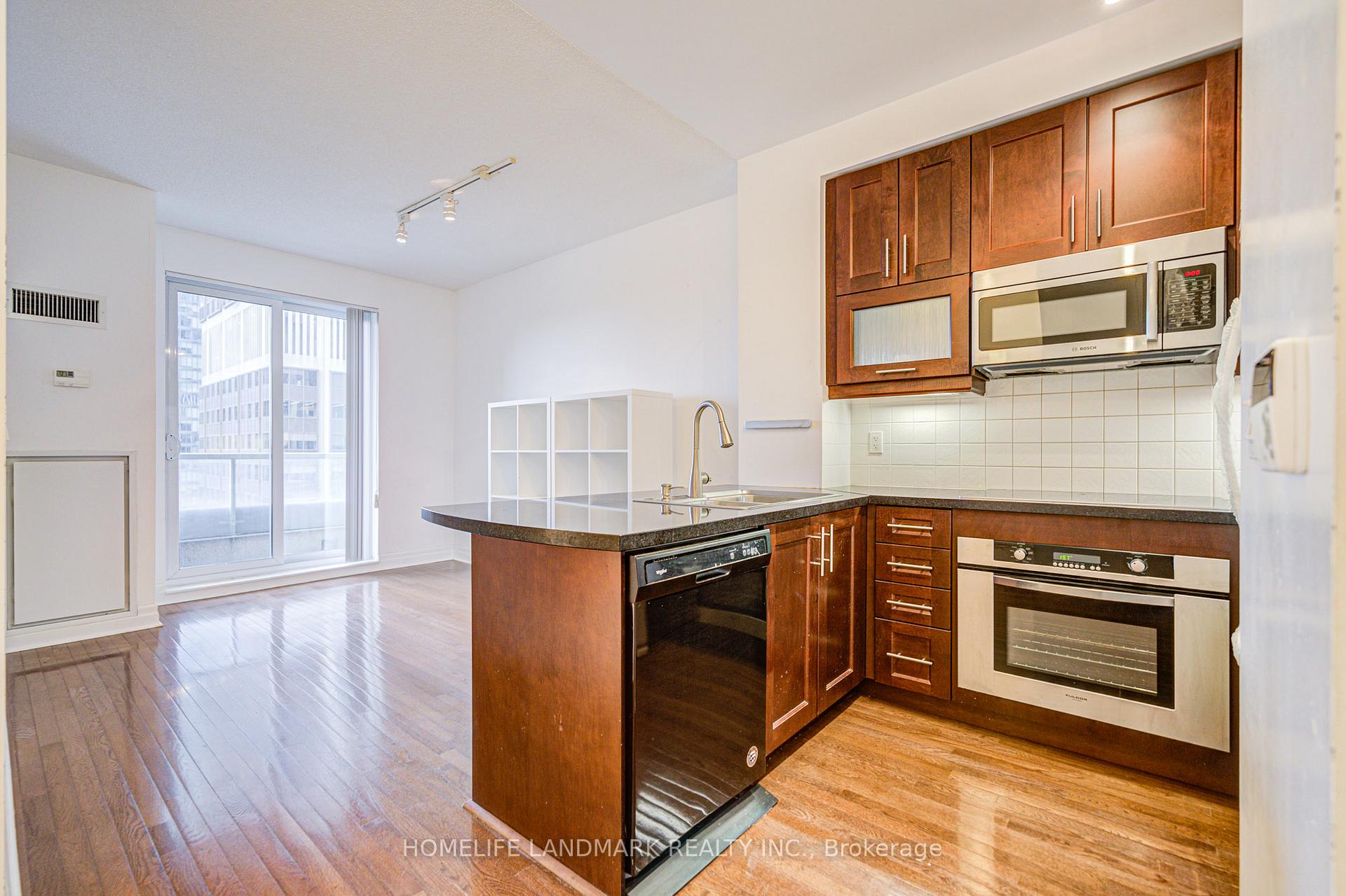Photo 10 of Unit 2103, 35 Balmuto Street, Toronto, Bay Street Corridor — HOMEH