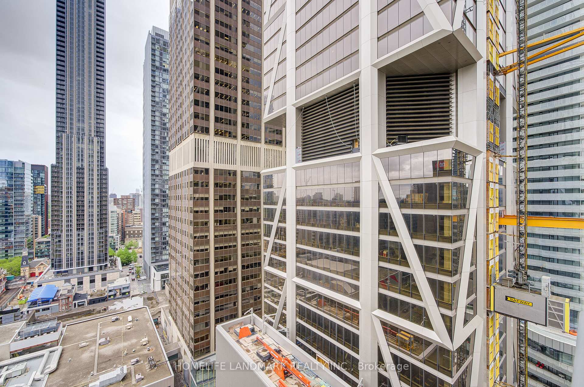 Photo 34 of Unit 2103, 35 Balmuto Street, Toronto, Bay Street Corridor — HOMEH