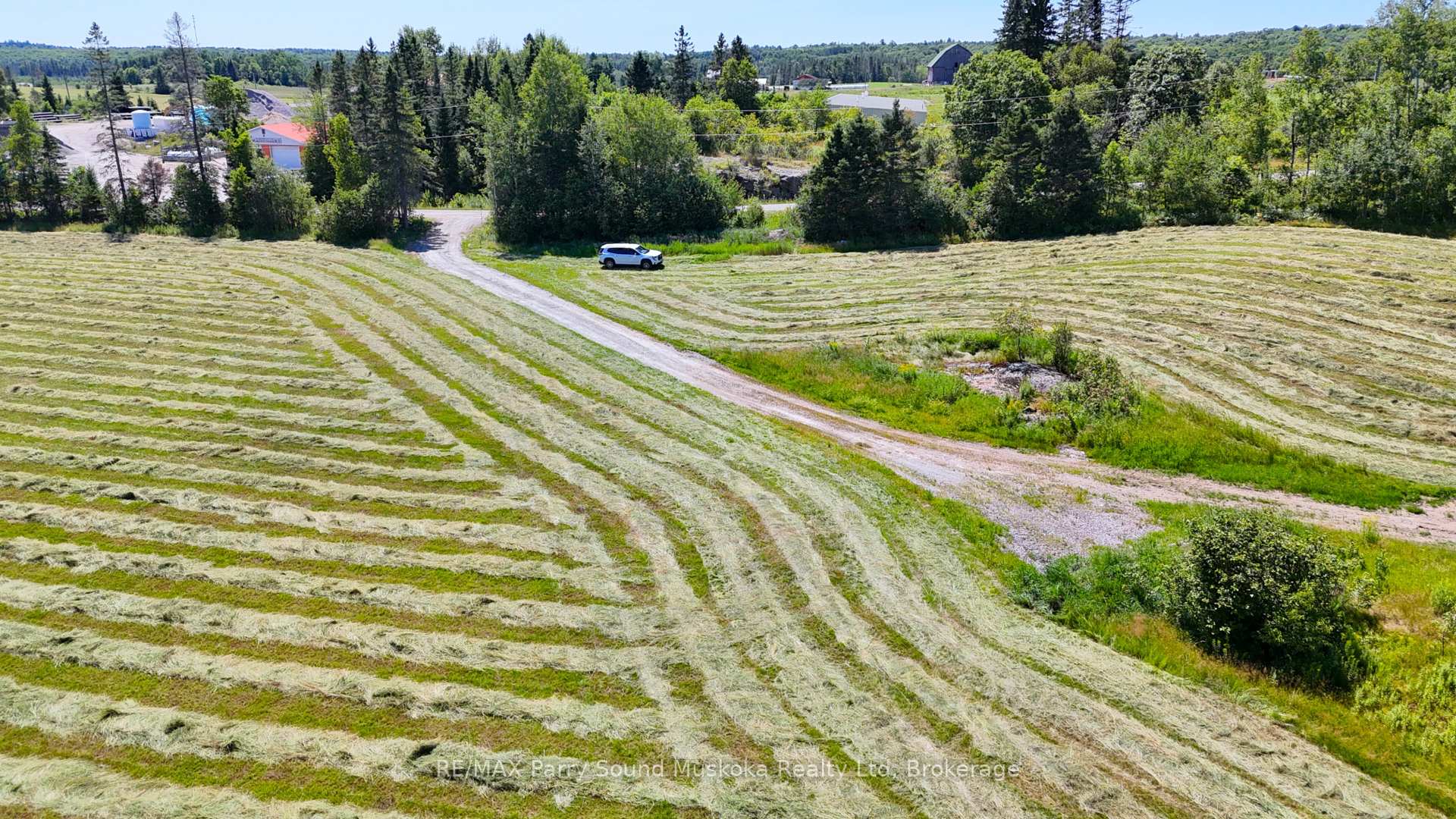 Photo 7 of 31 Miller Road, Magnetawan — HOMEH