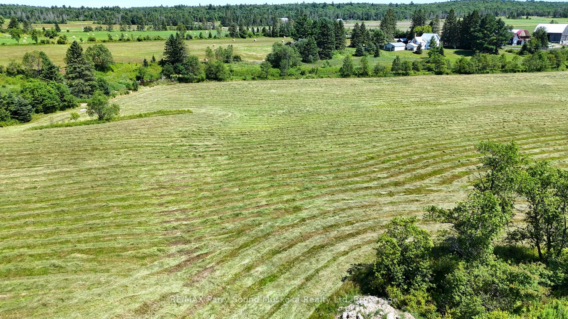 Photo 19 of 31 Miller Road, Magnetawan — HOMEH