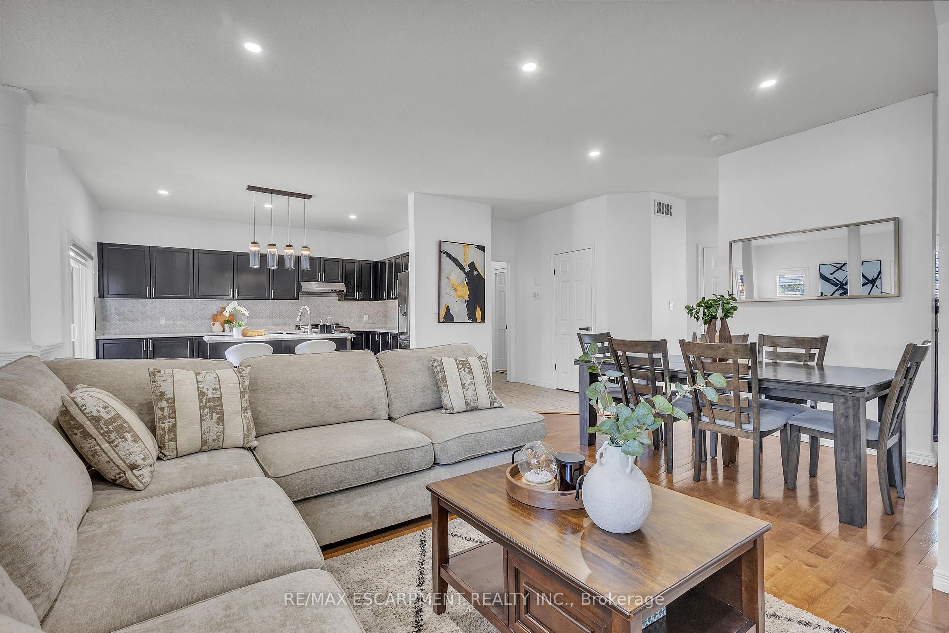 Photo 15 of 73 Fitzgerald Drive, Cambridge, Little's Corners — HOMEH