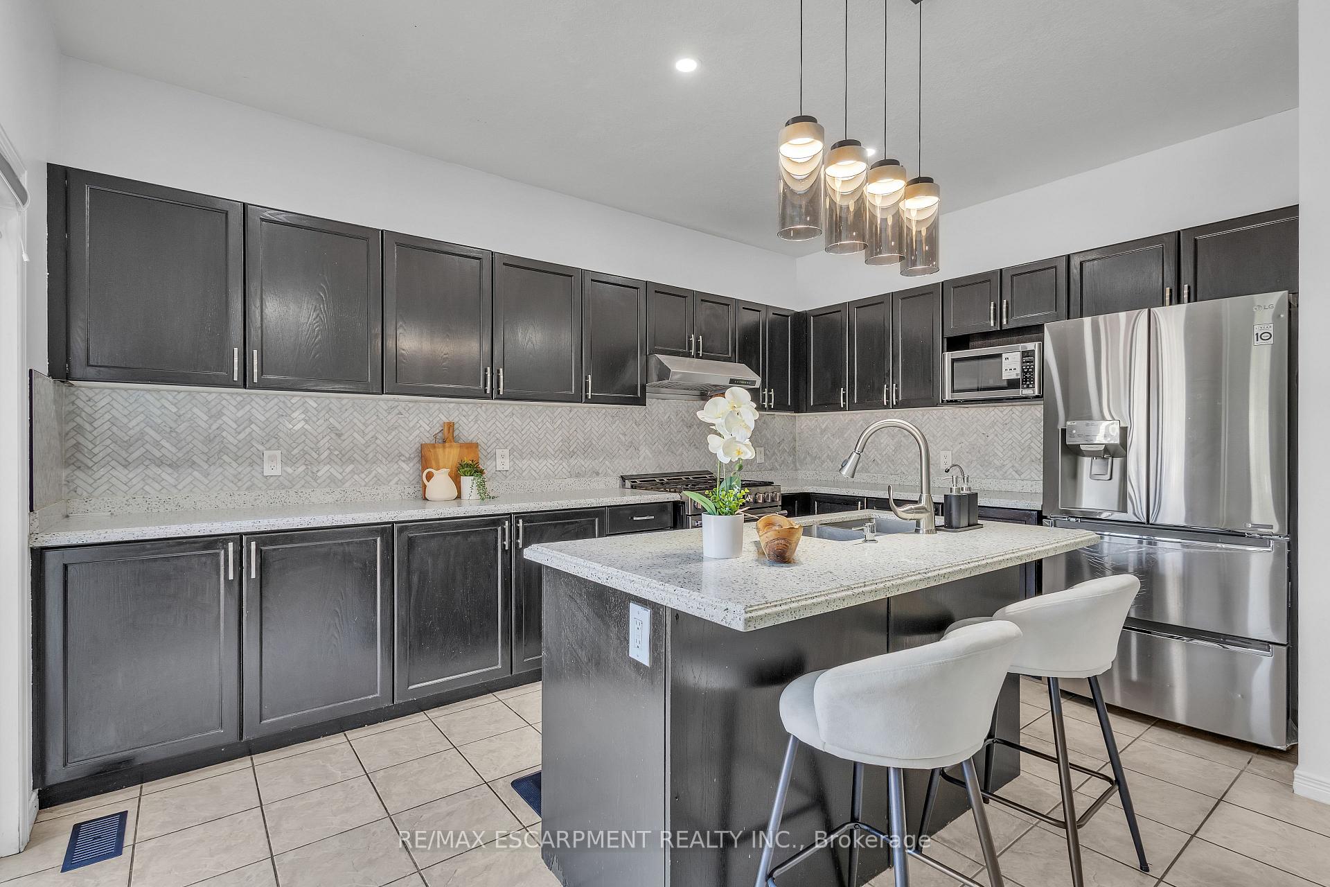 Photo 18 of 73 Fitzgerald Drive, Cambridge, Little's Corners — HOMEH