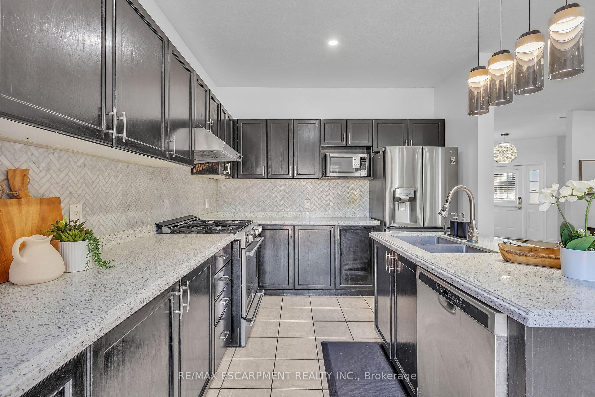 Photo 20 of 73 Fitzgerald Drive, Cambridge, Little's Corners — HOMEH