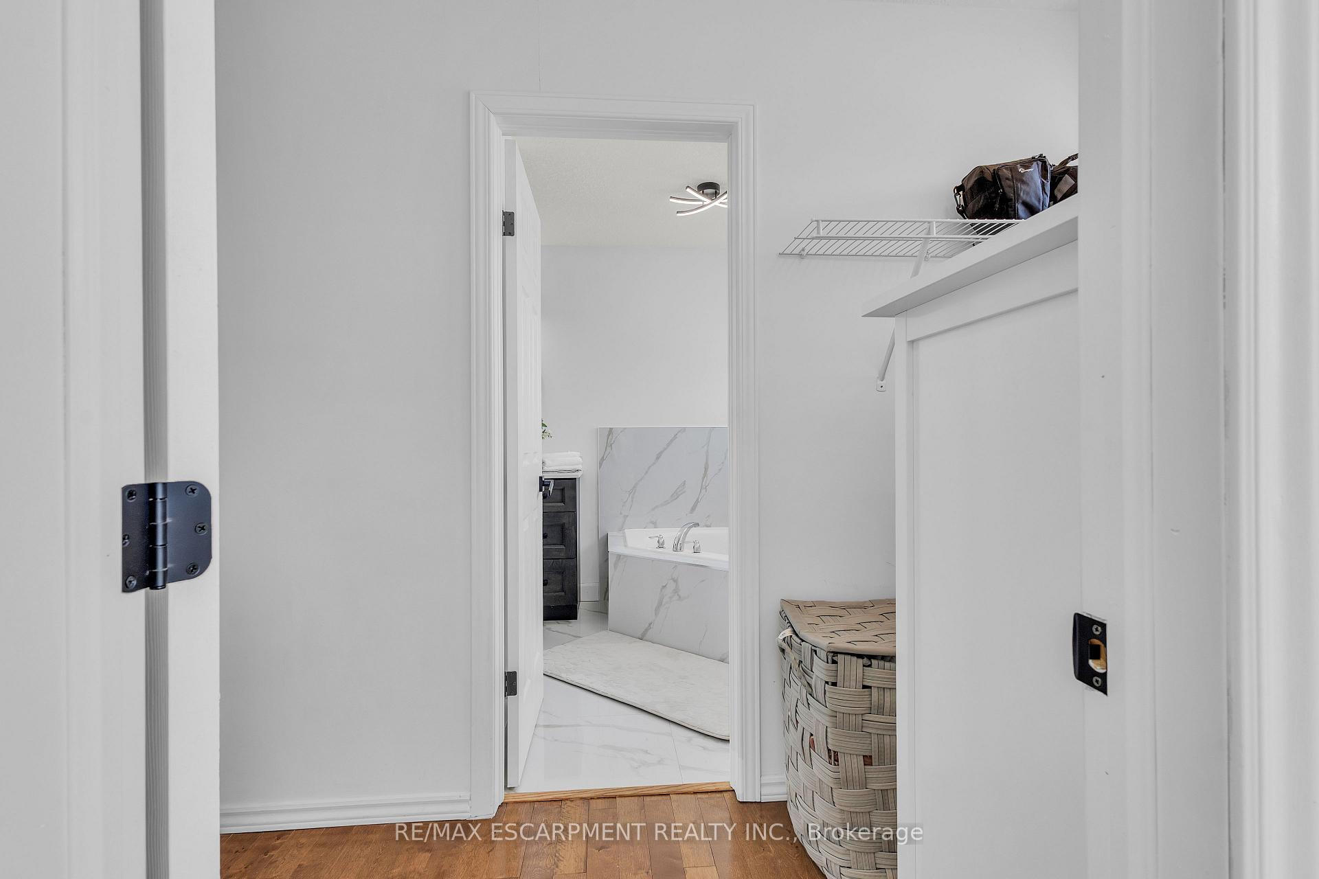 Photo 32 of 73 Fitzgerald Drive, Cambridge, Little's Corners — HOMEH