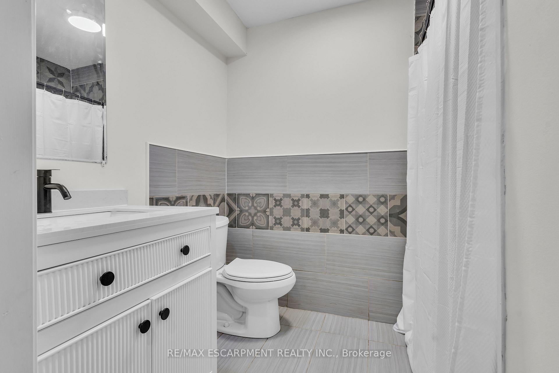 Photo 44 of 73 Fitzgerald Drive, Cambridge, Little's Corners — HOMEH