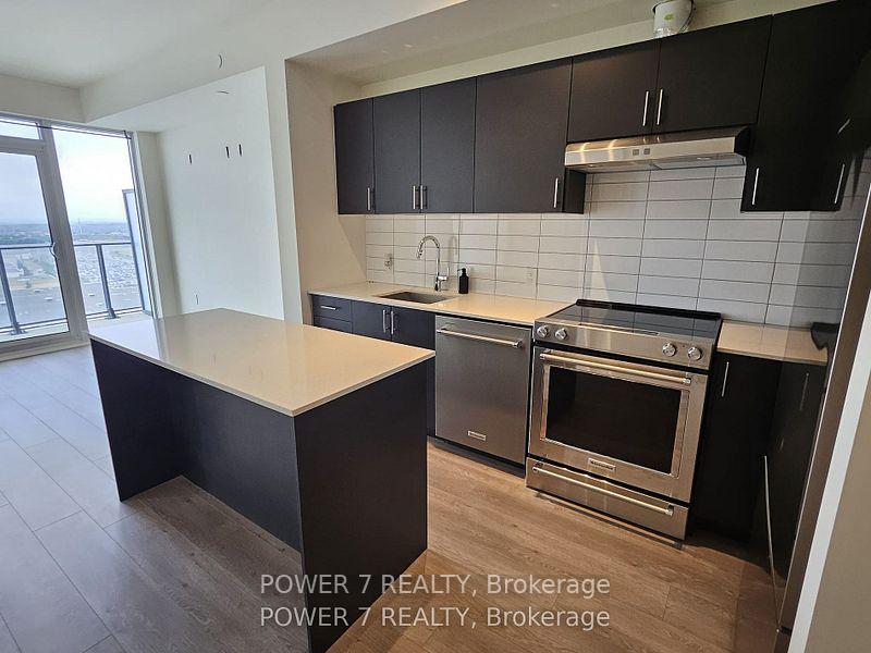 Photo 2 of Unit 1620, 9000 Jane Street, Vaughan, Vellore Village — HOMEH