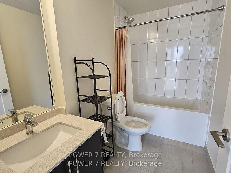 Photo 6 of Unit 1620, 9000 Jane Street, Vaughan, Vellore Village — HOMEH