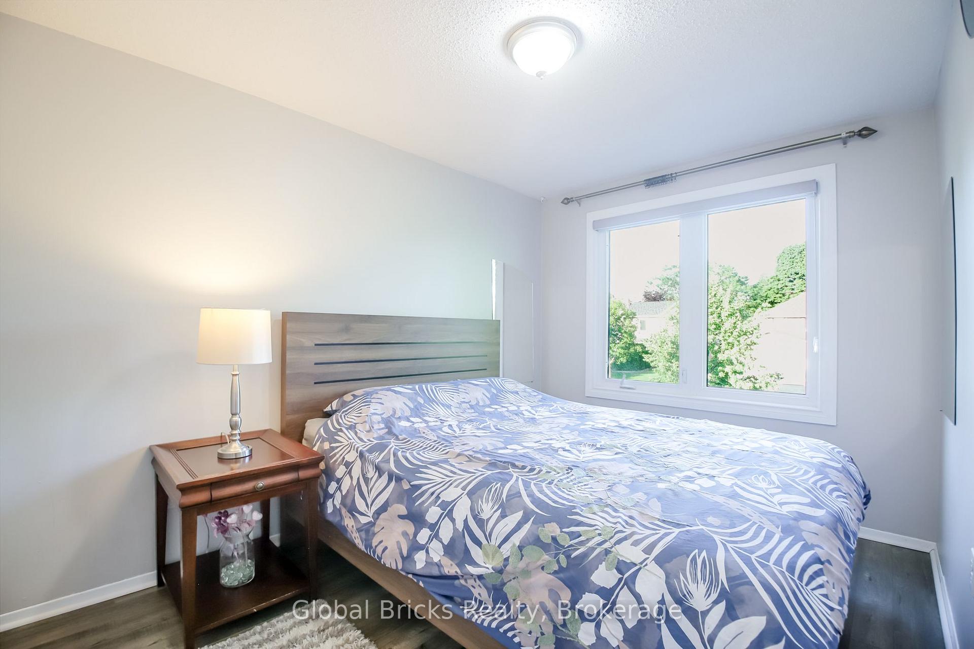 Photo 17 of 56 Winston Crescent, Whitby, Blue Grass Meadows — HOMEH