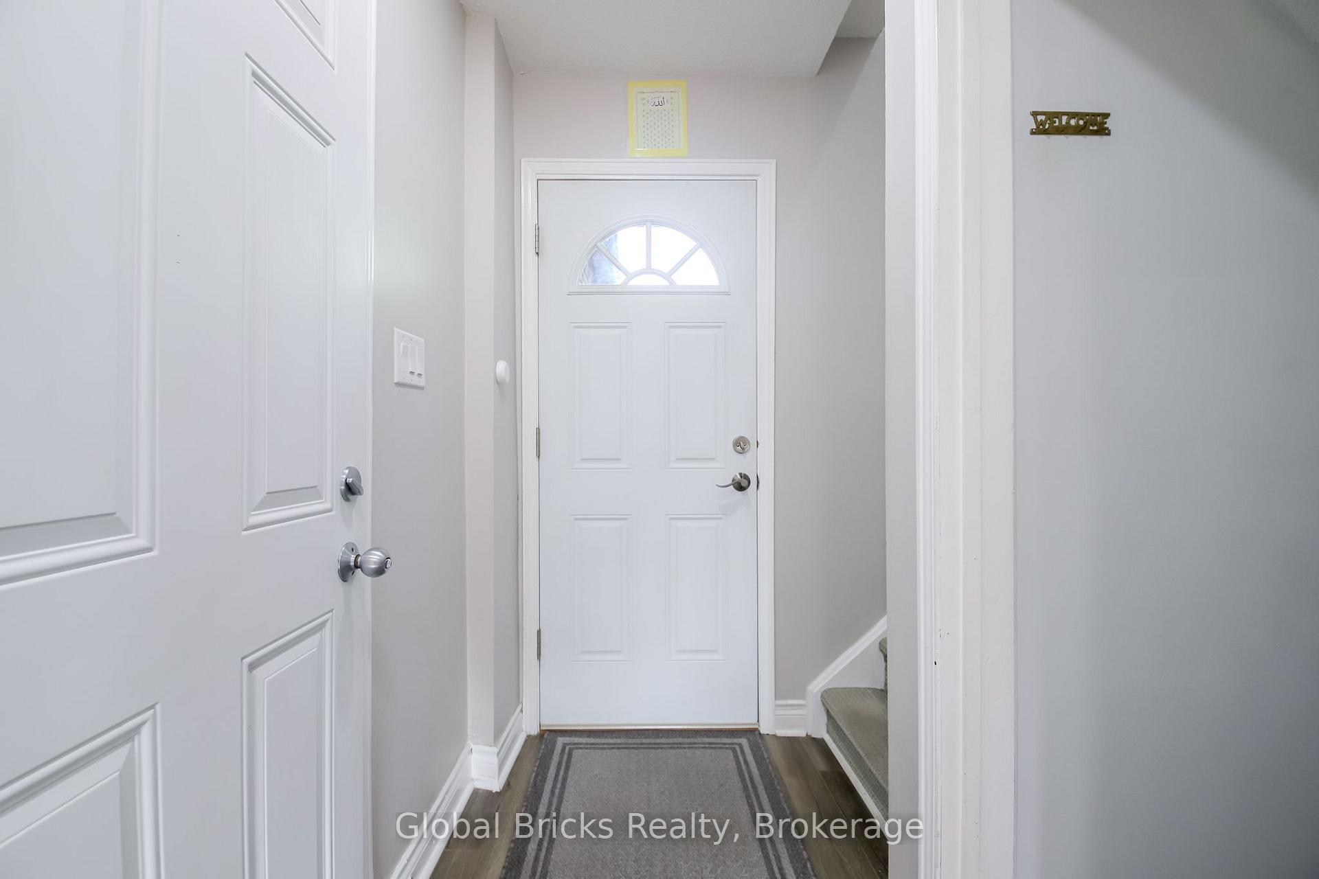 Photo 22 of 56 Winston Crescent, Whitby, Blue Grass Meadows — HOMEH