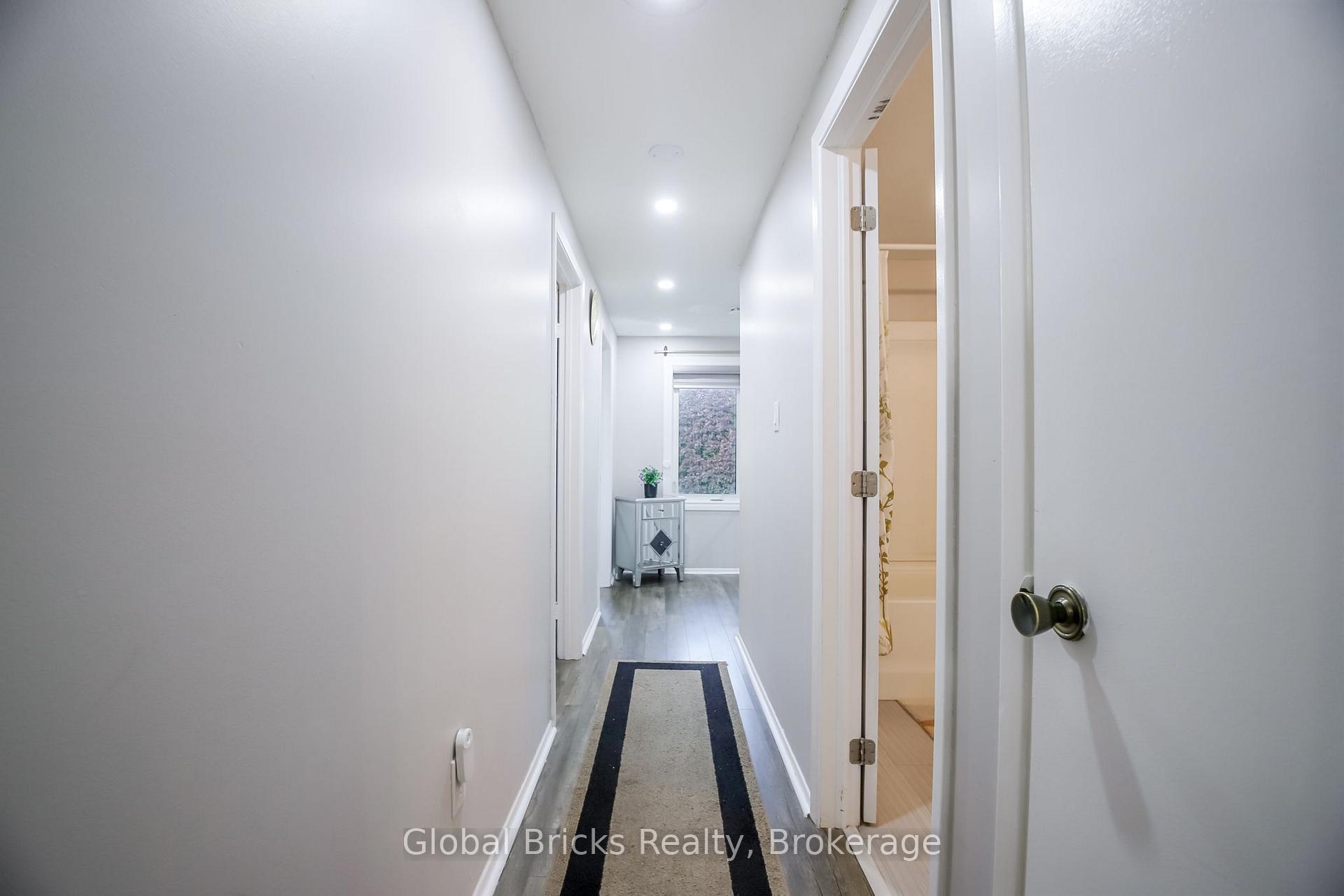 Photo 37 of 56 Winston Crescent, Whitby, Blue Grass Meadows — HOMEH
