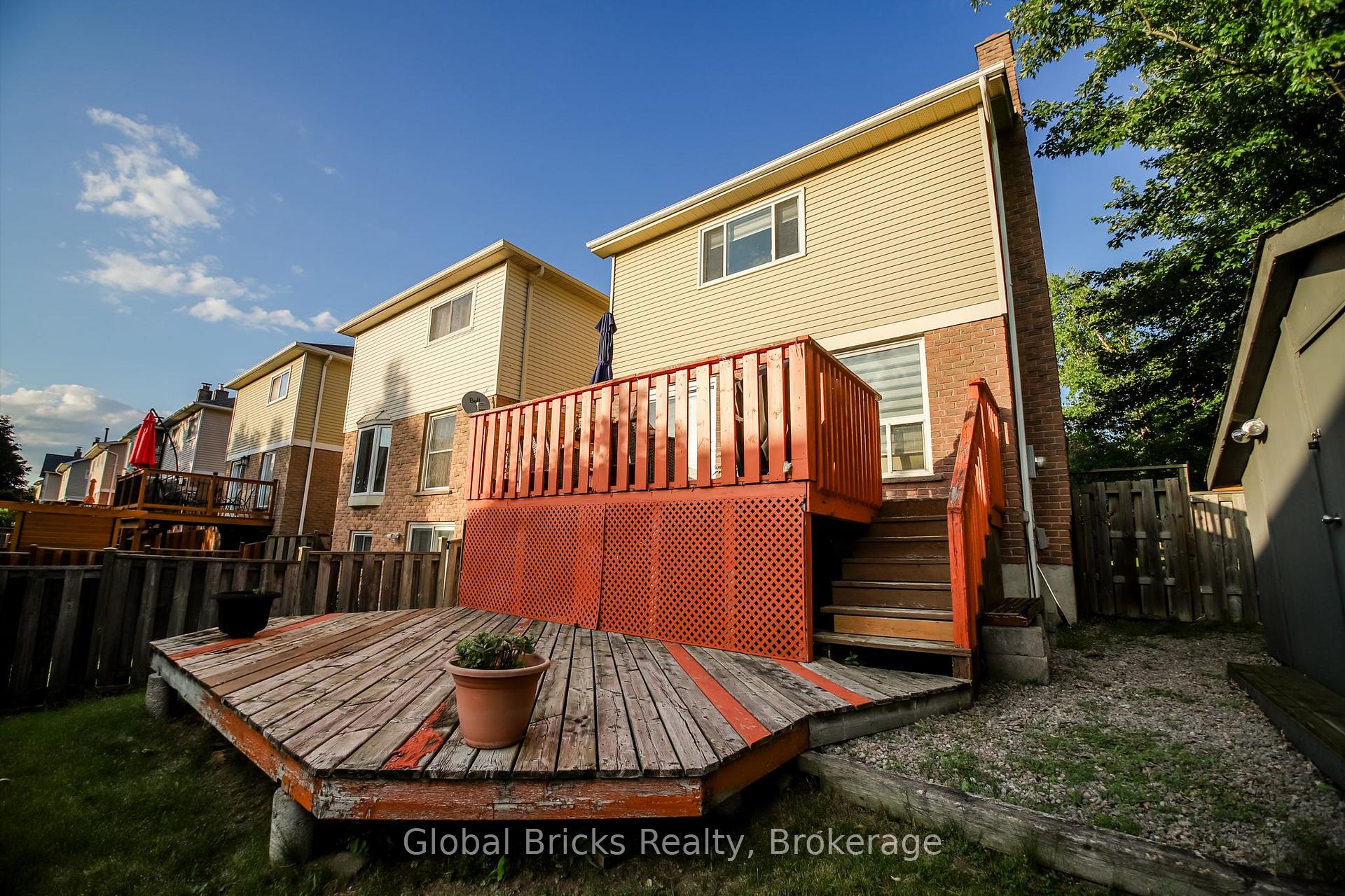 Photo 40 of 56 Winston Crescent, Whitby, Blue Grass Meadows — HOMEH
