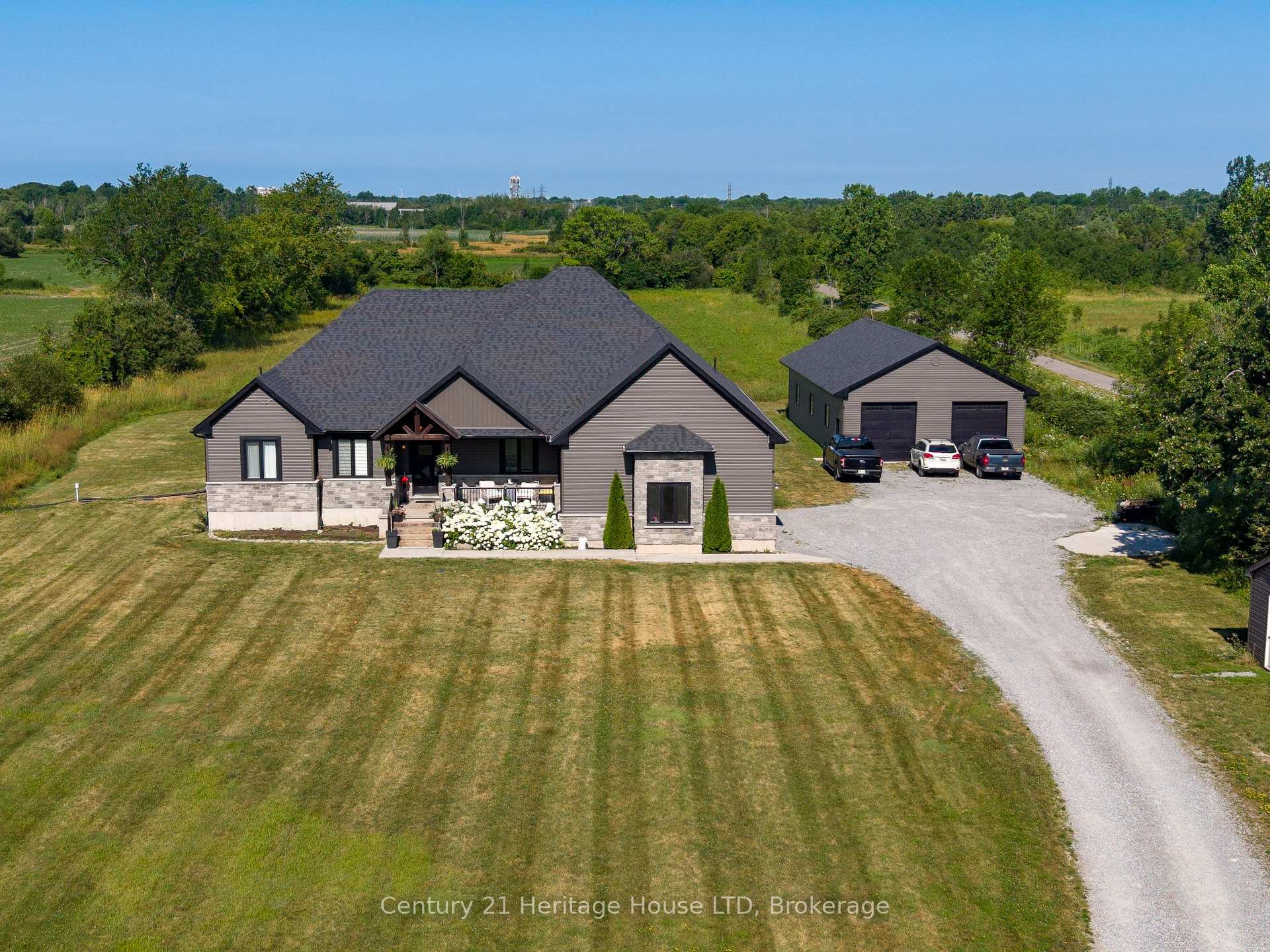 Photo of 856 Lorraine Road