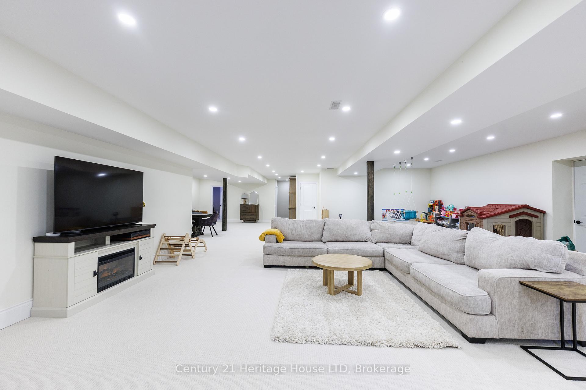 Photo 32 of 856 Lorraine Road, Port Colborne, Sherkston — HOMEH