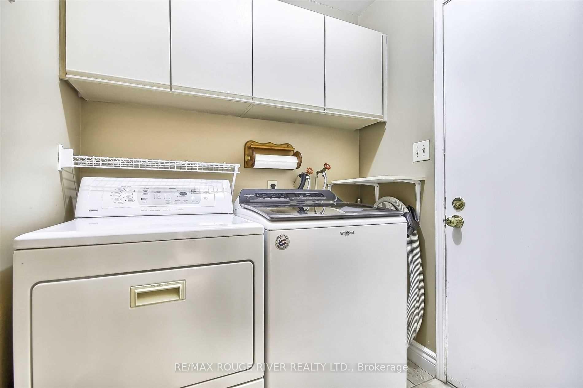 Photo 17 of 36 Nimrod Crescent, Brampton, Westgate — HOMEH