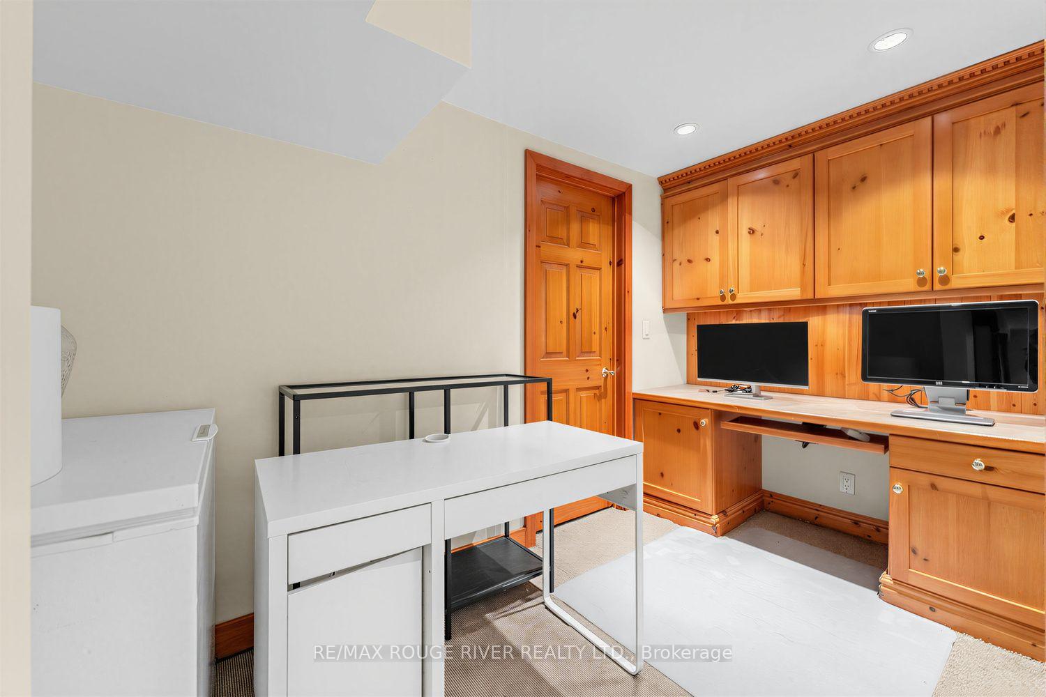 Photo 30 of 36 Nimrod Crescent, Brampton, Westgate — HOMEH