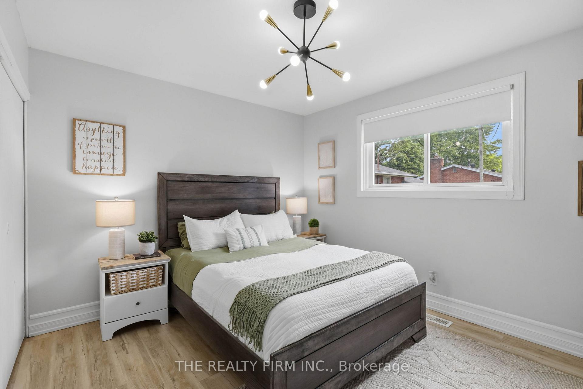 Photo 11 of 162 Oakwood Drive, Thames Centre, Dorchester — HOMEH